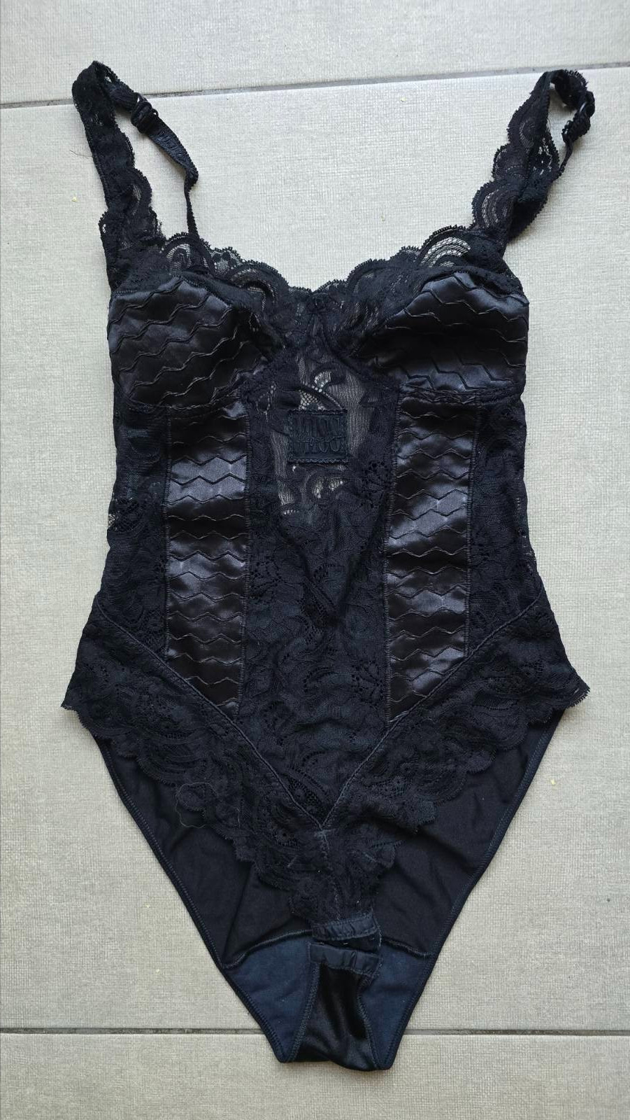 Vintage 80s MISS LEPEL Black Bodysuit Nylon Blend Guipure Inserts. Size 3
