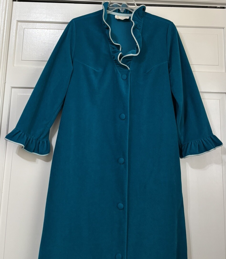 Vintage JC Penny Teal Long Button Up Plush ROBE Women’s Size 14 Made in USA
