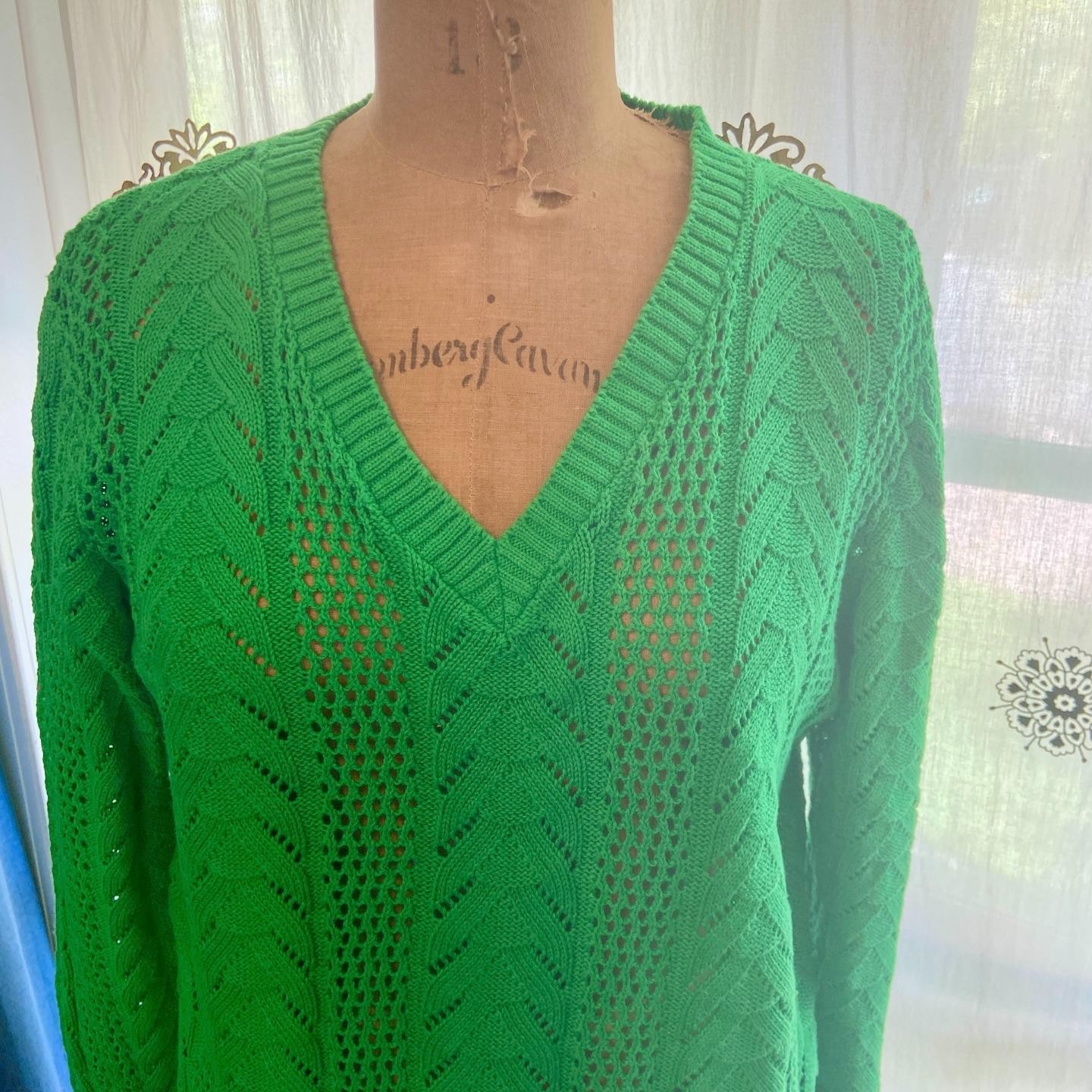 Vintage 60s BRITISH VOGUE Mod Green Openwork Cable Crochet Sweater Cottagecore M