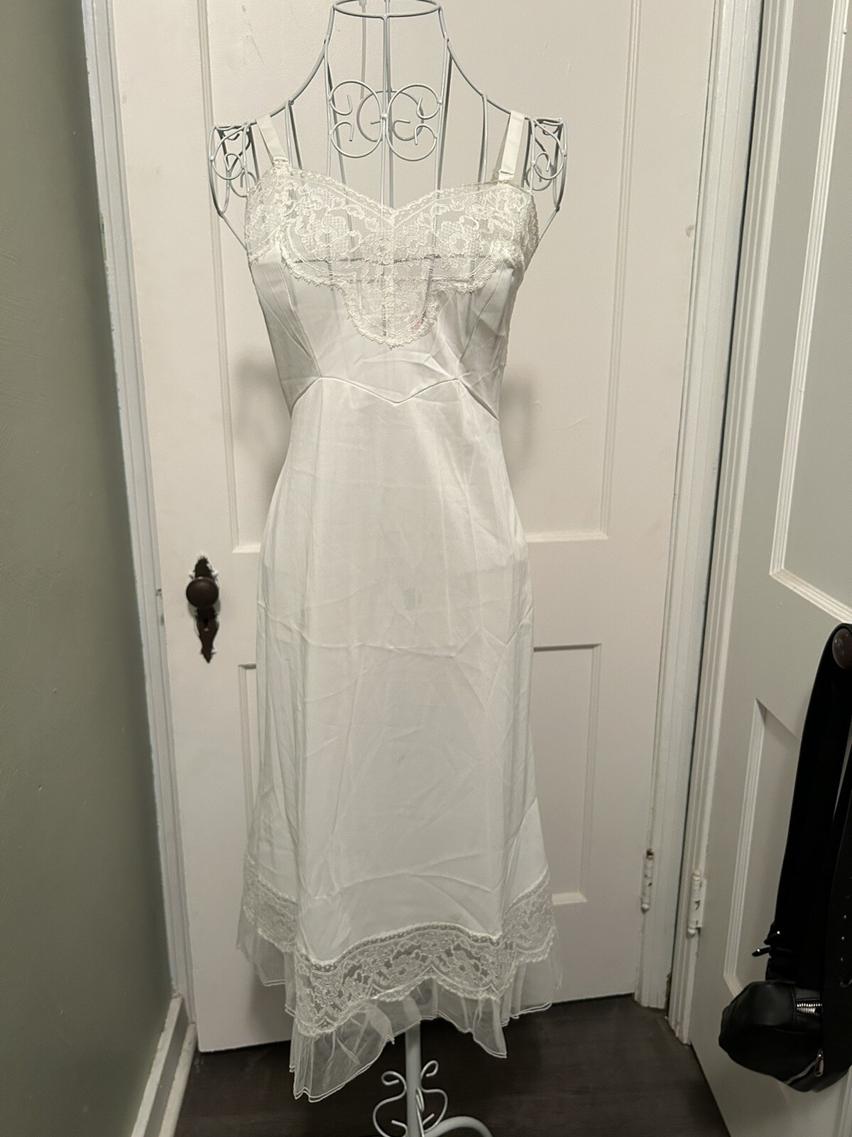 Vintage 1950’s Youth Form White Full Slip Opaque Nylon Size 32