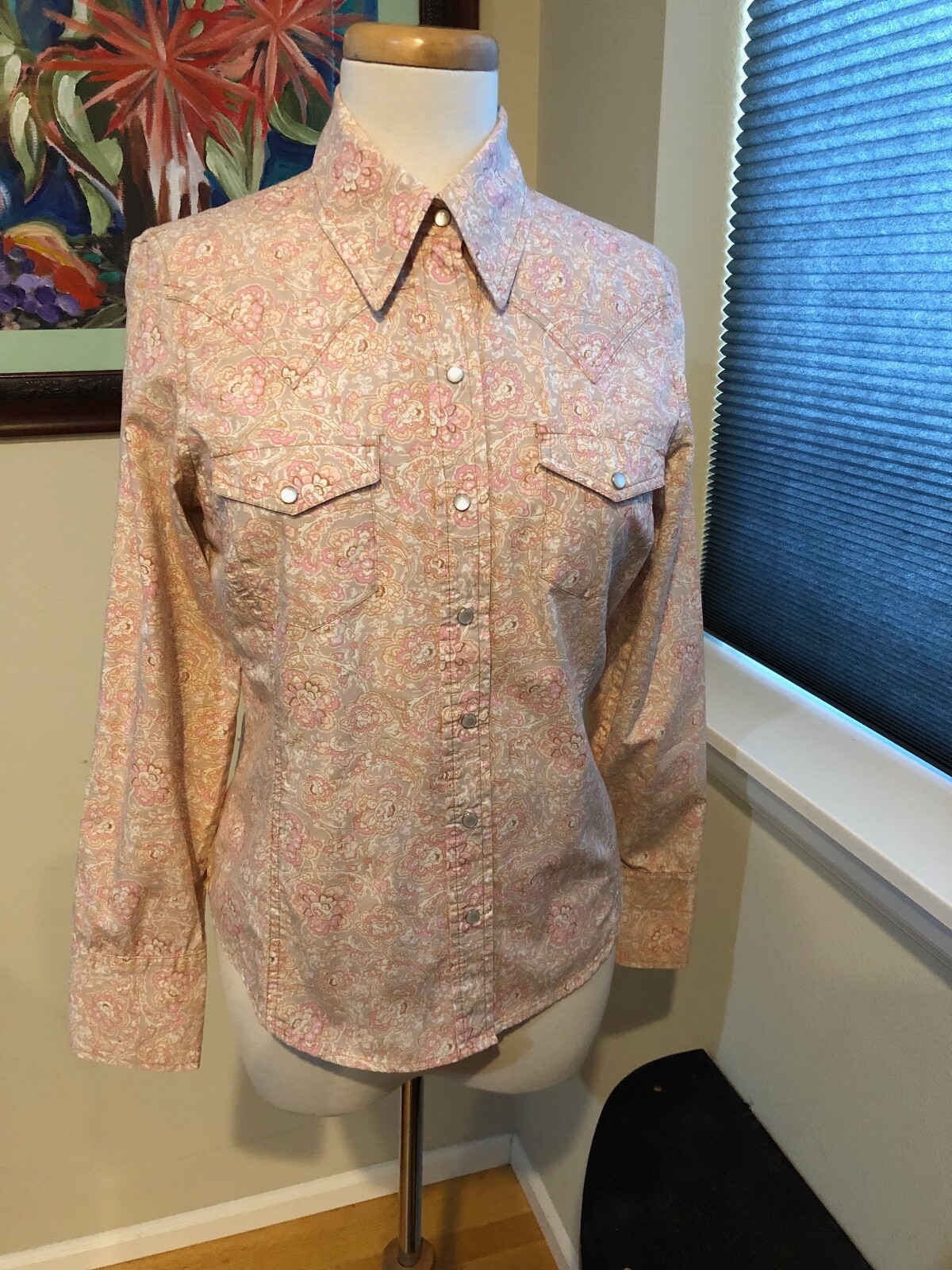 Vtg 80s GAP Lady’s Western Shirt, Pink Floral Print, Pearl Snaps, Rodeo Queen M