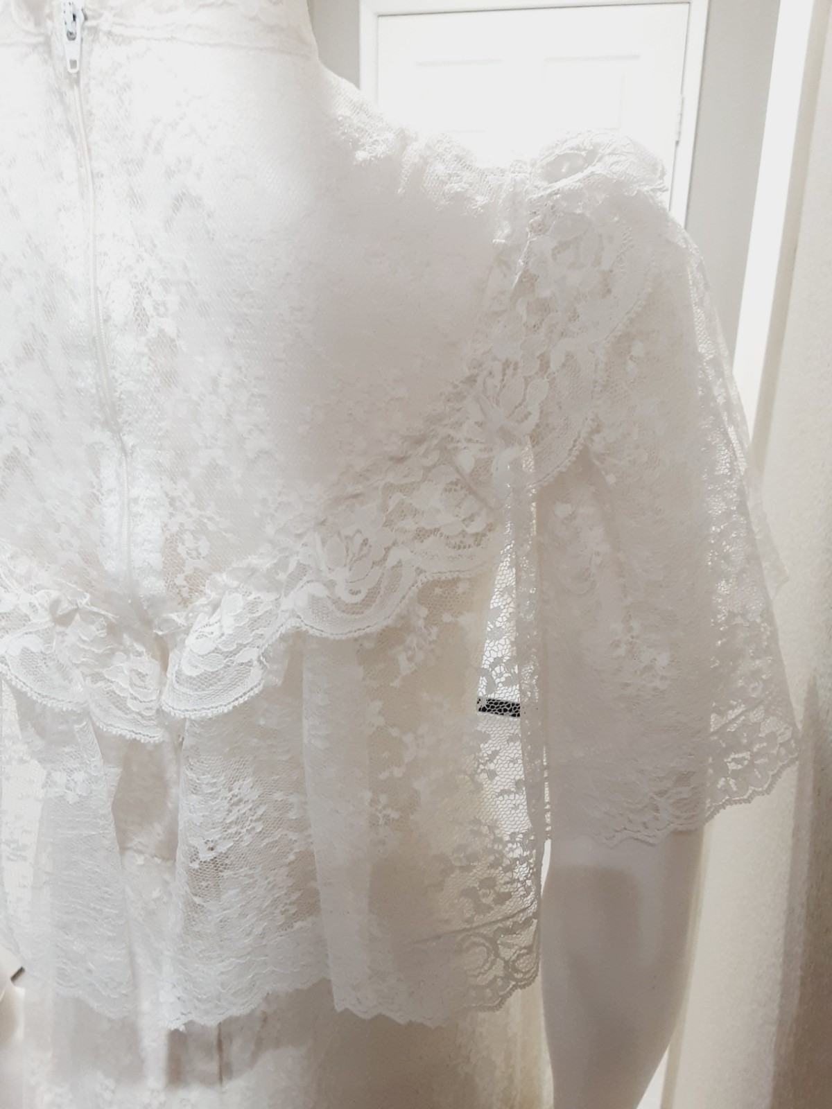 Vtg Wedding Tea Party dress Lace Off White Short Sleeve Cape High Neck Union