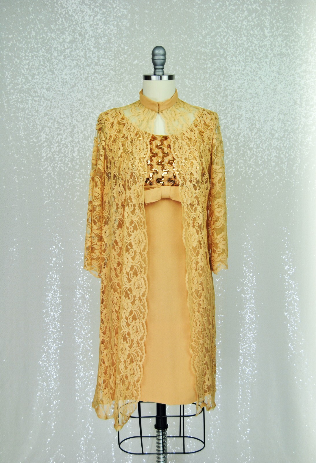 1960s Vintage Golden Sand Sheath Sequin Dress Set With Lace Duster Coverup – XS