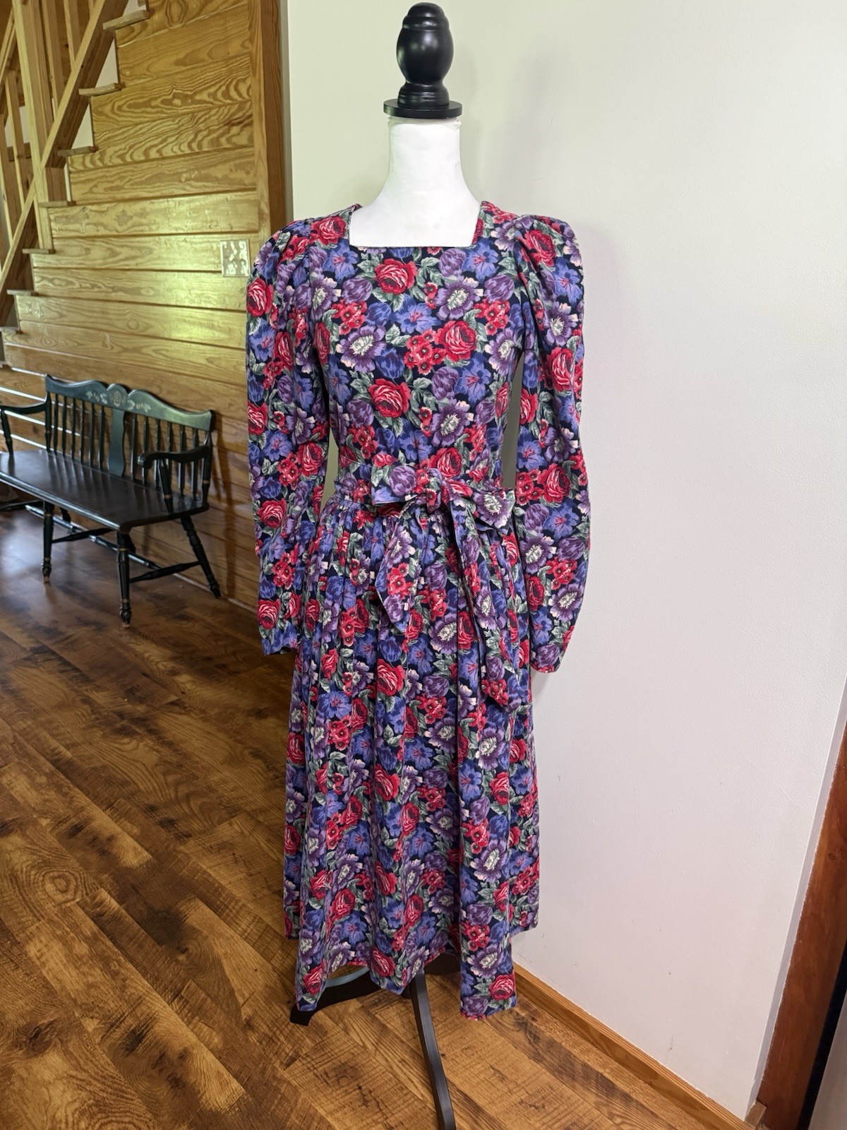 VTG 90s Laura Ashley Blue Red Purple Floral Puff Sleeve Corduroy Dress 6 (S)