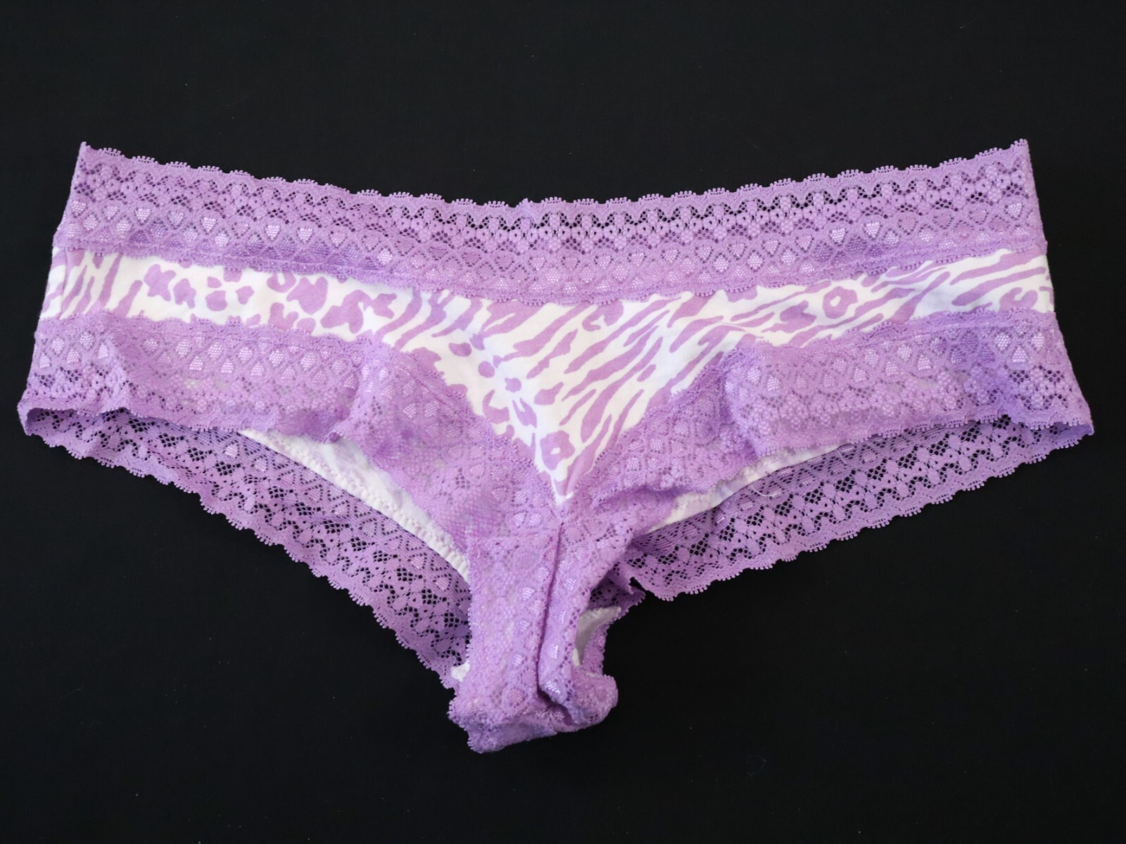 2 Vintage Victoria’s Secret 2011 Cotton Lingerie Cheeky Hipster Panties SMALL