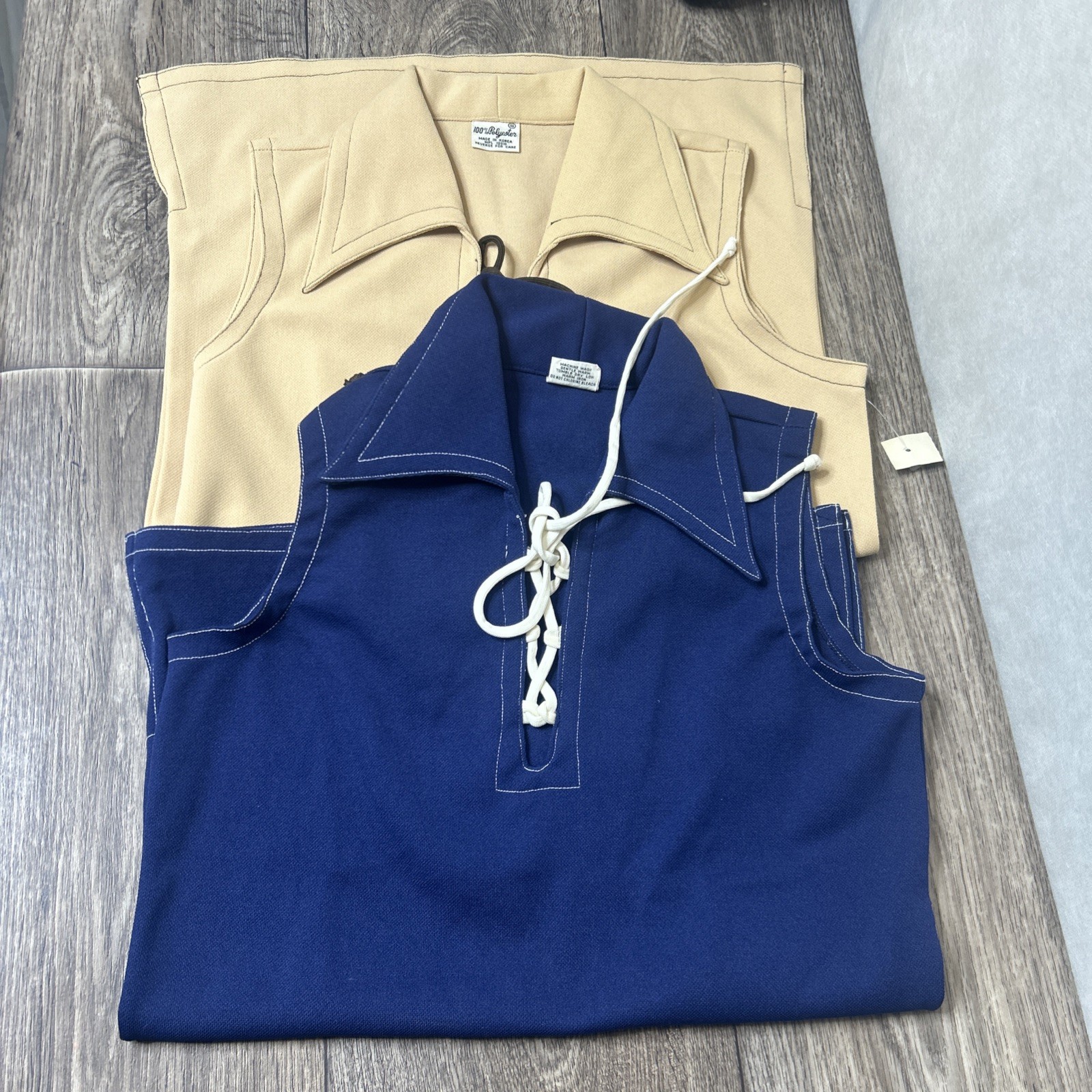 Vintage Sleeveless Lace Up Blouse Lot Of 2 100% Polyester Made In korea Tan ,Blu