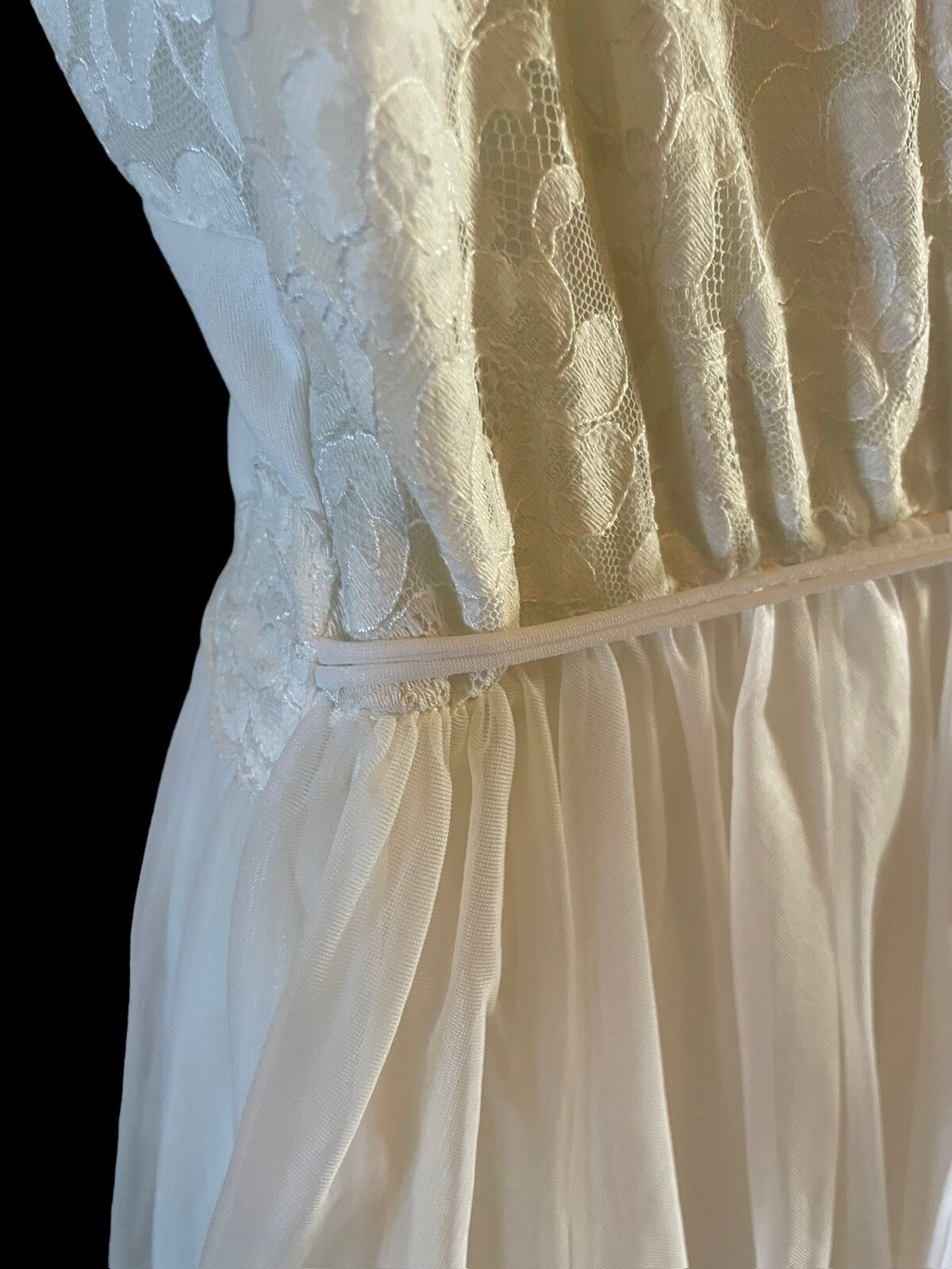 Vintage 50’s Shadowline Nylon Chiffon Lace Nightgown Bridal 32 Ivory Belt Waist