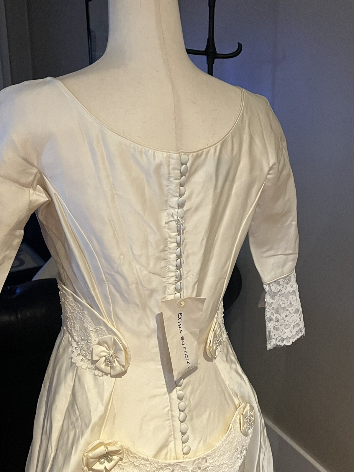 Vintage Alfred Angelo Edythe Vincent 1940-1950’s Taffeta And Lace Wedding Dress
