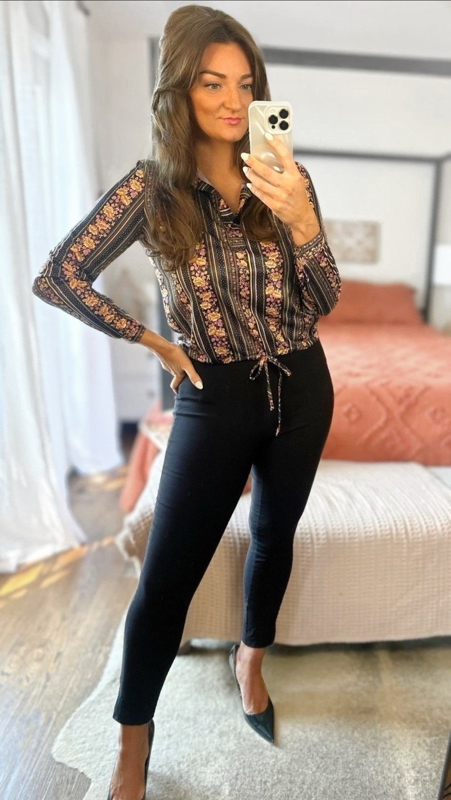 Vintage 70’s Donnkenny Size 12 Black Floral Striped Long Sleeve Tie Waist Blouse