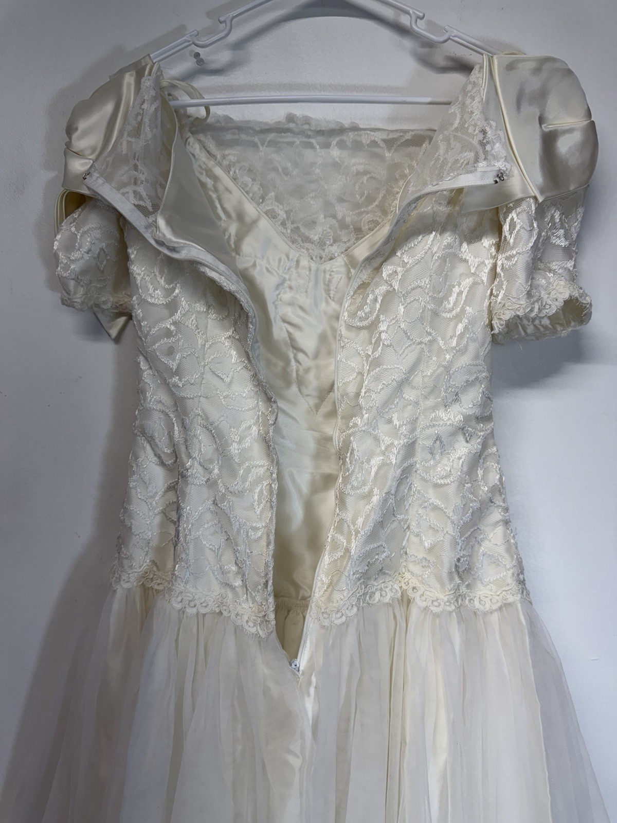 Alfred Angelo Y2K VTG 80s 90s White Satin Short Sleeve Wedding Dress V Neck S