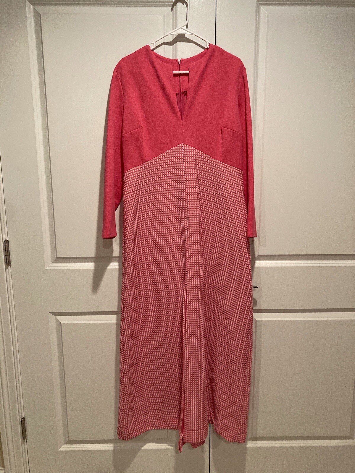 VINTAGE PURITAN FOREVER YOUNG 1970’S PINK CHECKED LONG SLEEVE MAXI DRESS – M