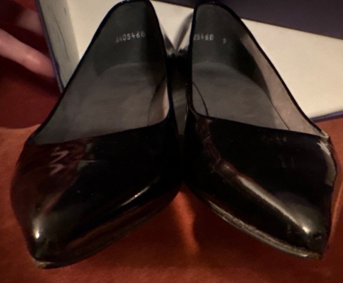 Stuart Weitzman Black Patent Leather Solid Pointed Toe Slip On Pumps 9