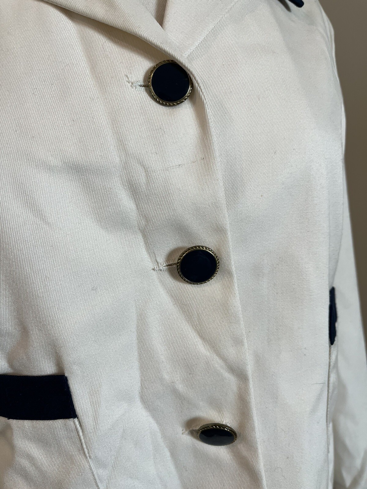 Halston Blazer Women’s 6 Ivory Navy Trim Vtg Nautical Preppy Mod Tailored Jacket