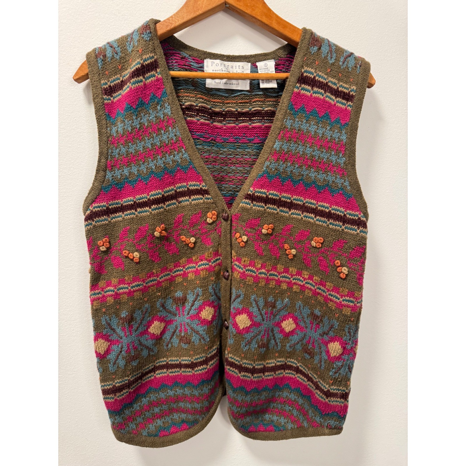 Portraits by Northern Isles Hand Embroidered Fair Isle Grandma Sweater Vest S