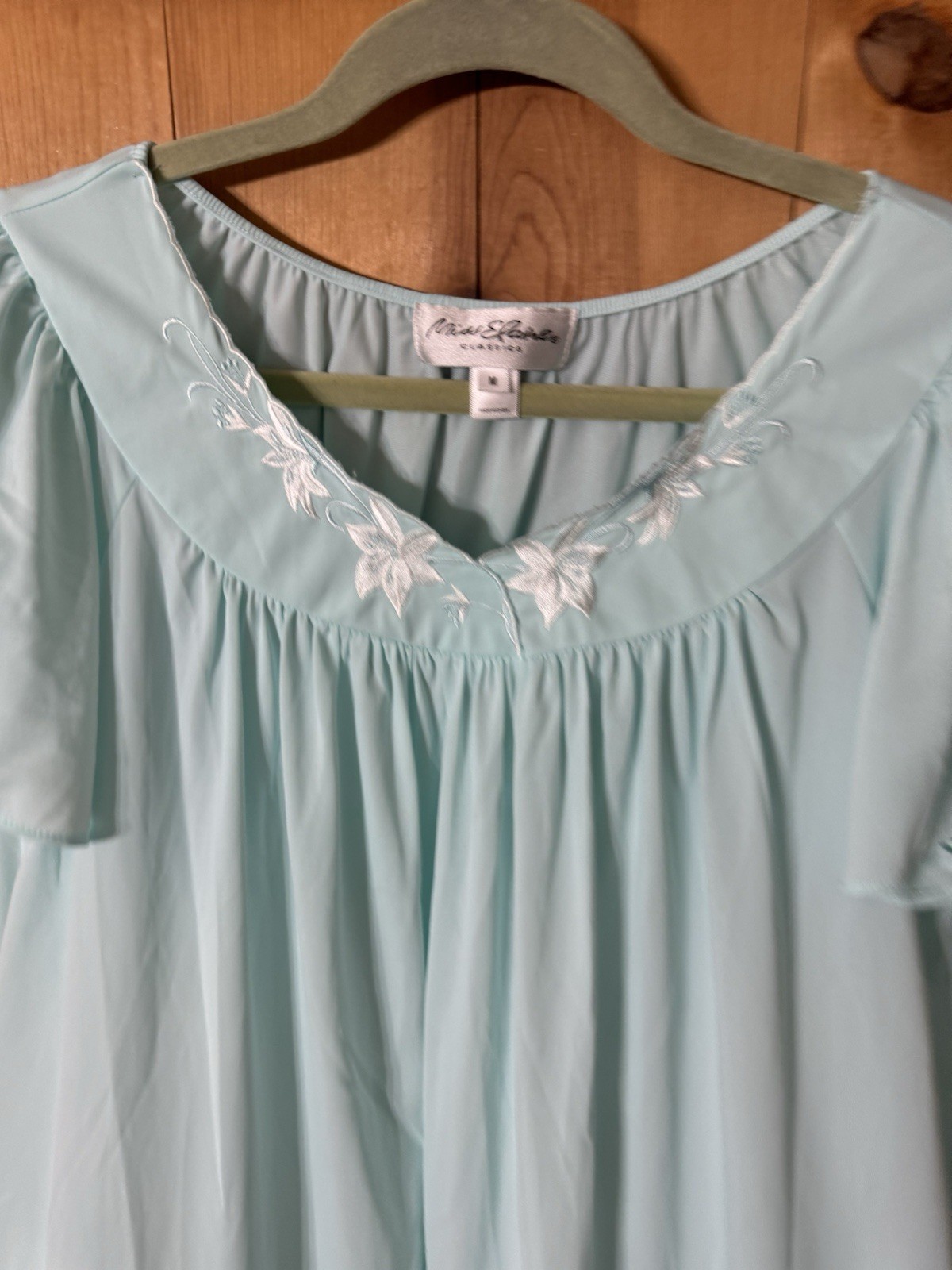 VTG Miss Elaine Sea-foam Green BUTTER SOFT Nylon Nightgown Women’s Medium NWOT