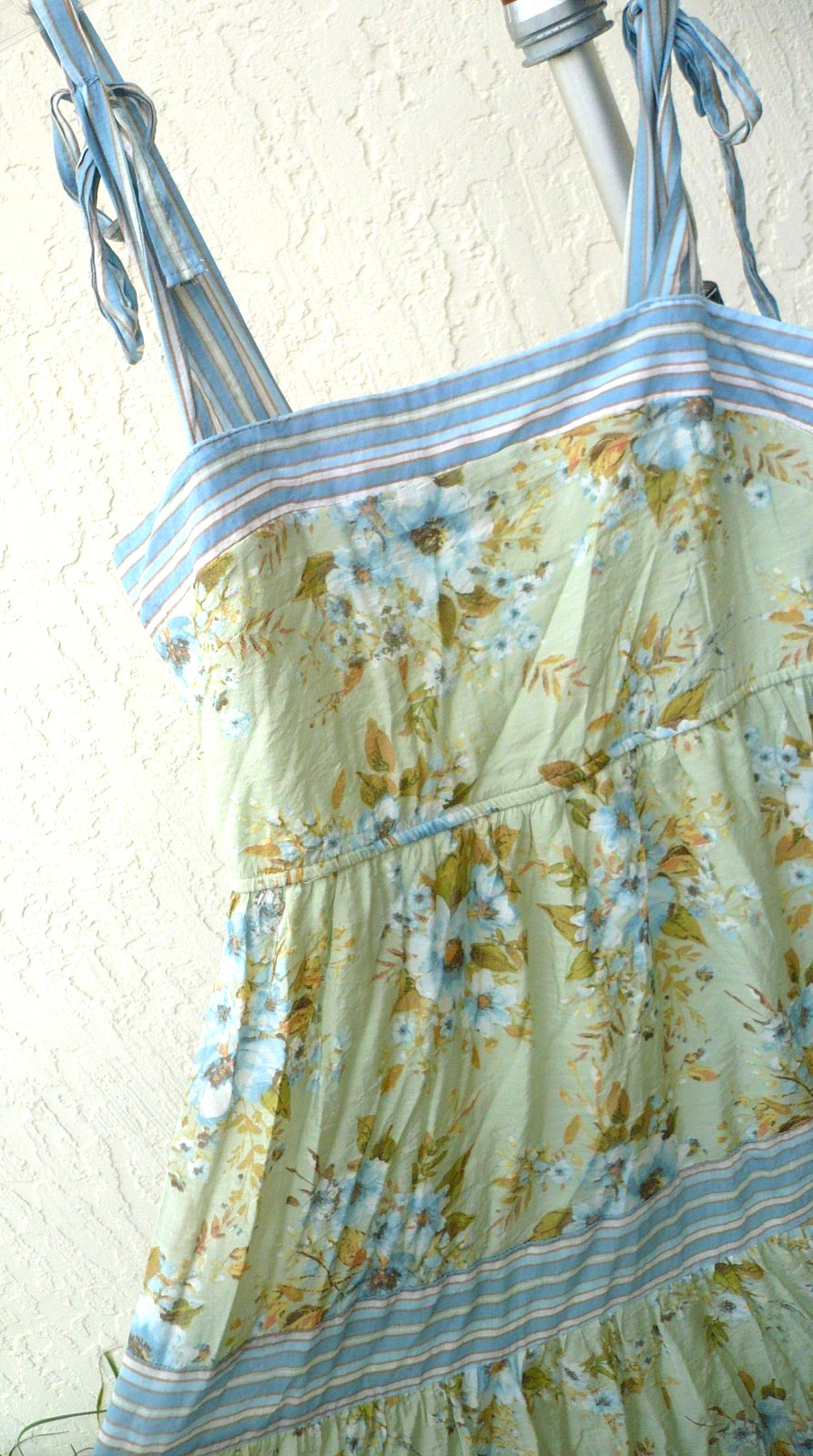 VTG 90S BY THE RIVER TIERED DRESS S MOSS GREEN LONG RAYON BLUE FLORAL BOW HIPPY