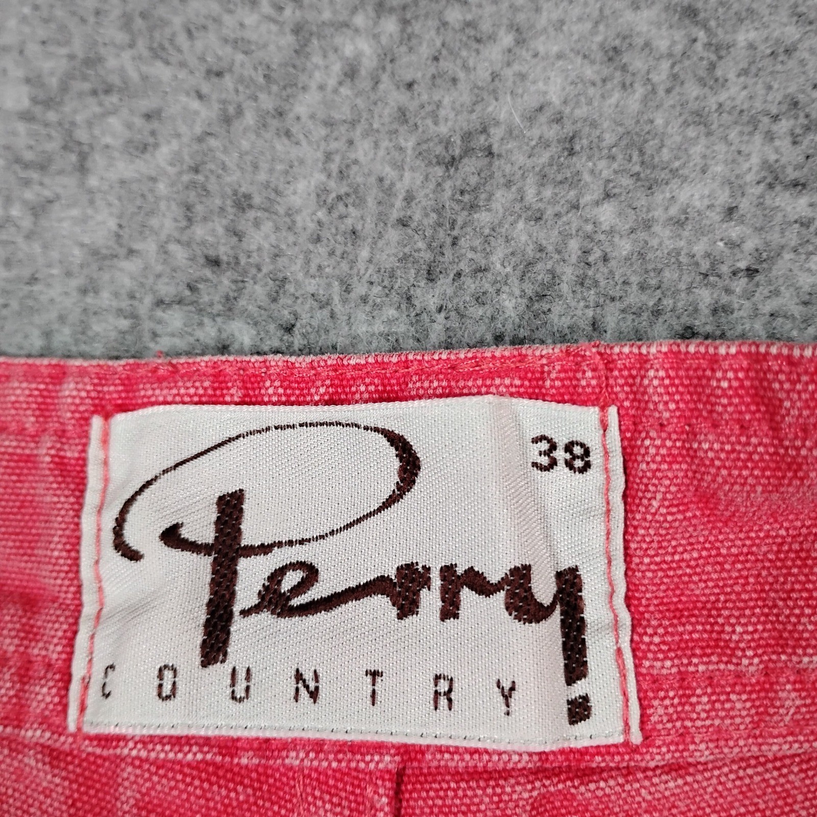Perry Country Vintage 90s Pink High Rise Jeans Heart Embroidered 28×29