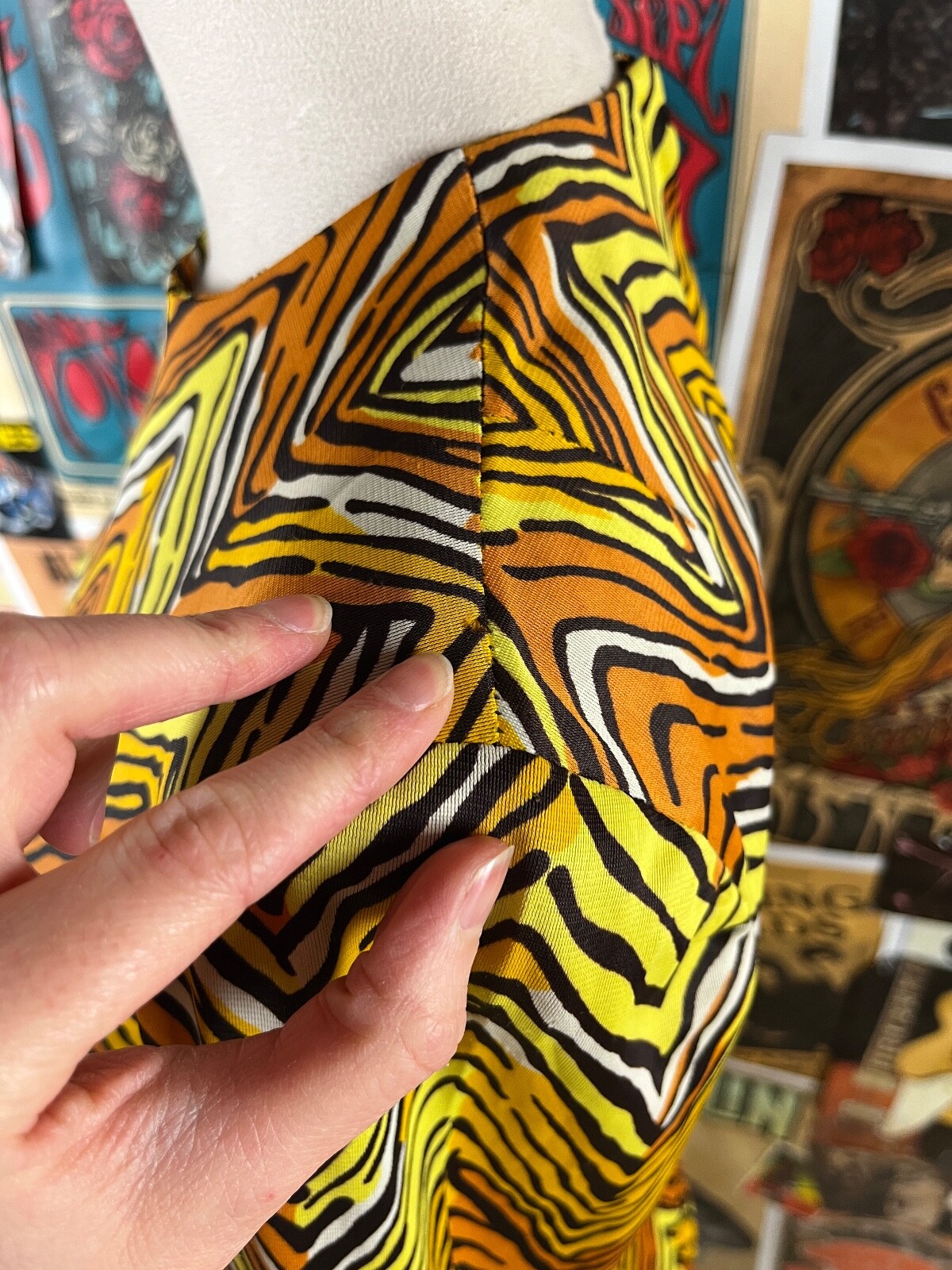 Vtg 60s Yellow Mod Zig Zag Drop Waist Dress Womens Small Psychedelic Gogo Sz 2/4