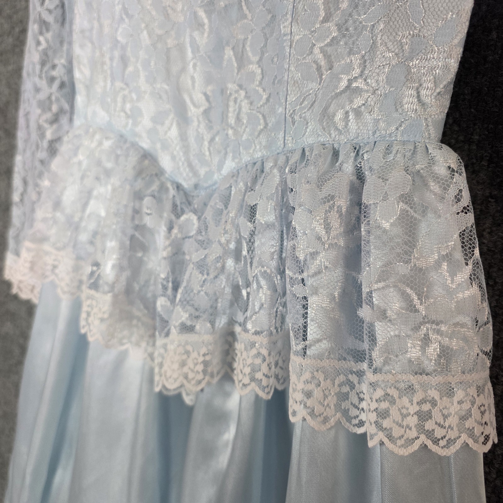 Vintage 80s Gunne Sax Prom Dress SZ 7 Icy Blue Lace Satin Victorian Tulle Skirt