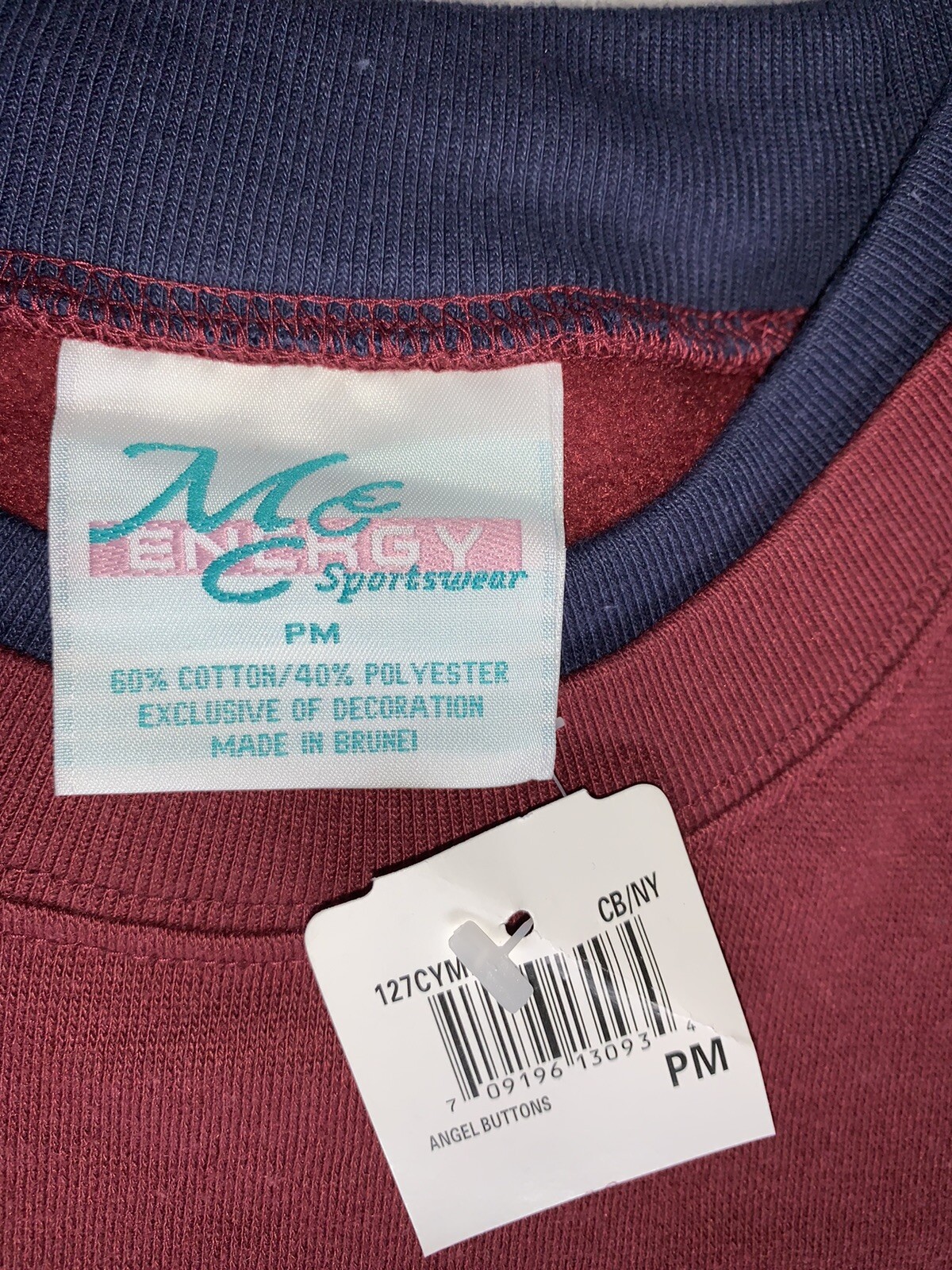 vintage MC Energy Sportswear Holidays Crewneck sweatshirt size medium petite NWT