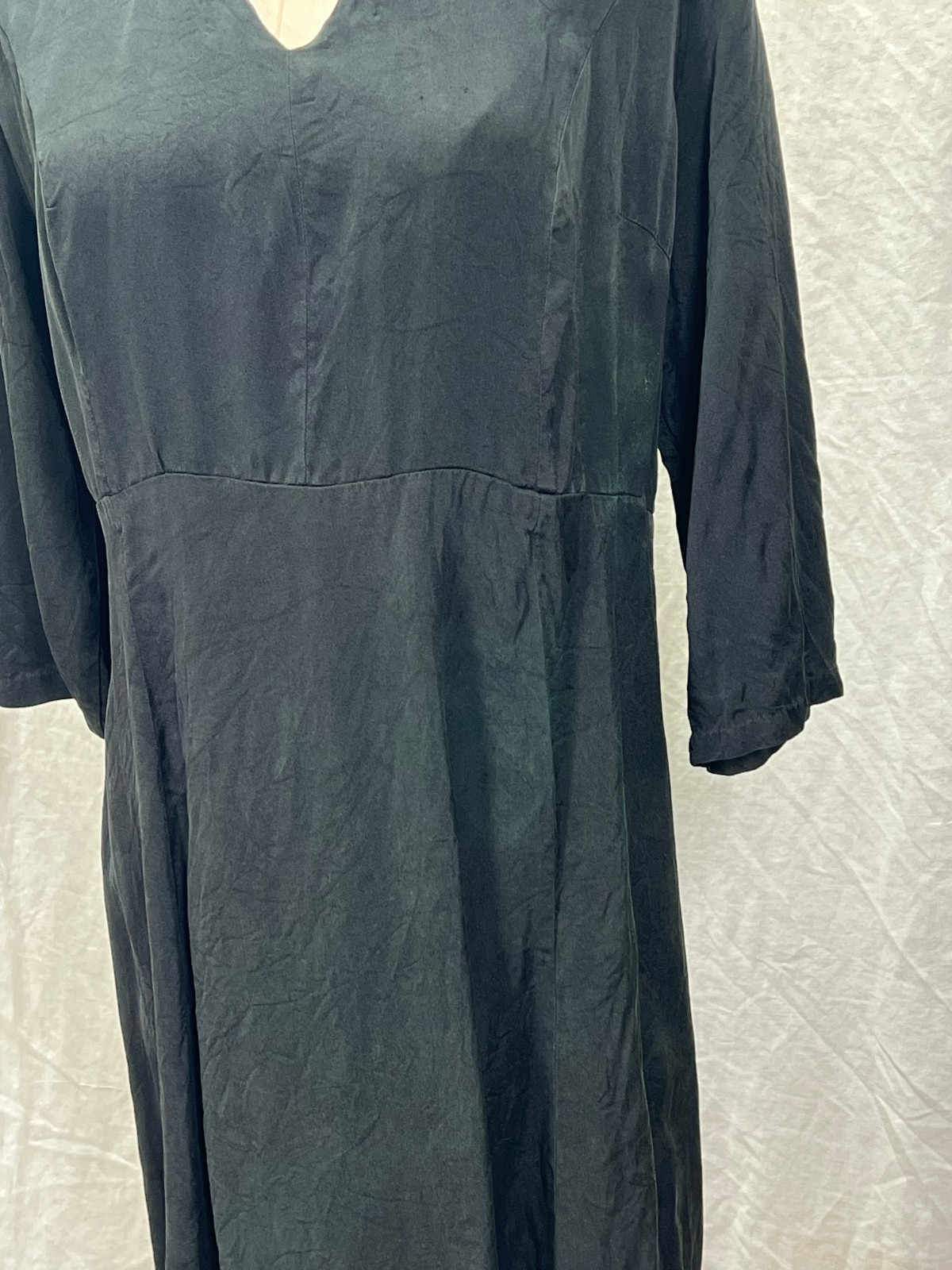 Classic French 1940s Dress – Little Black Dress Satin Elegance