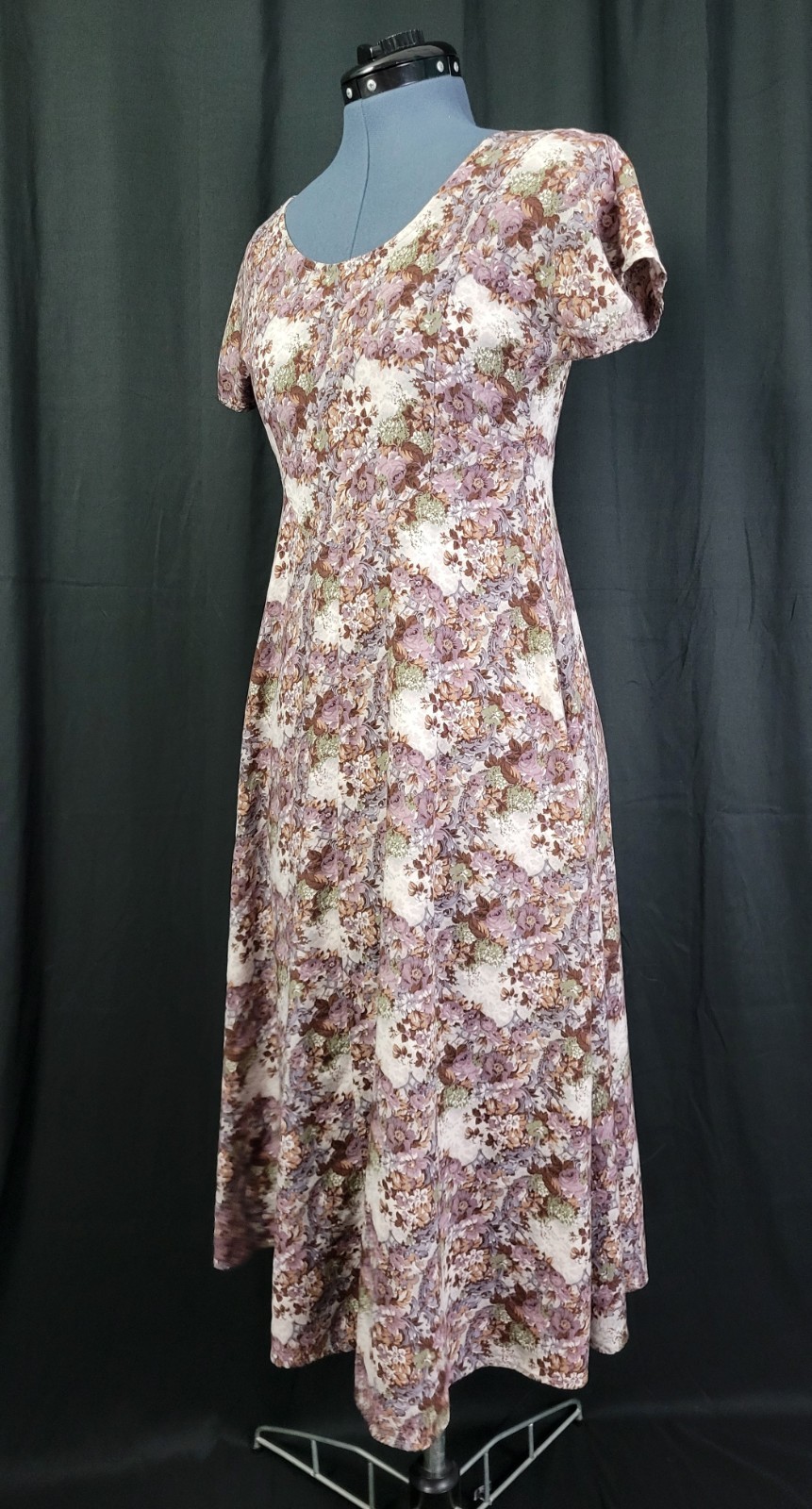 Vintage All That Jazz Muted Grey/Purple/Blue Floral Fit & Flare Dress Size XS?
