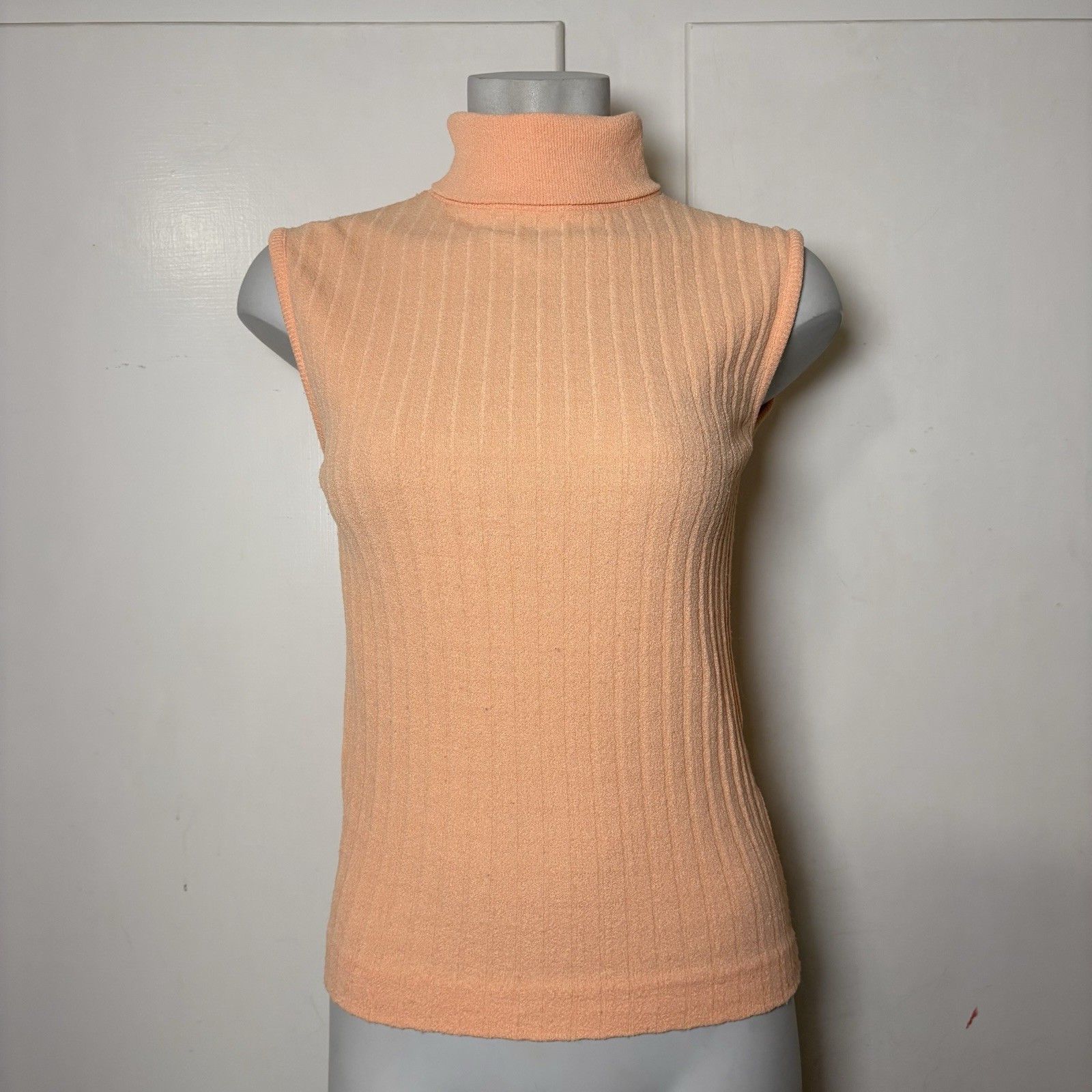 Vintage 70s 80s Ribbed Knit Orange Peach Sleeveless Turtleneck Blouse