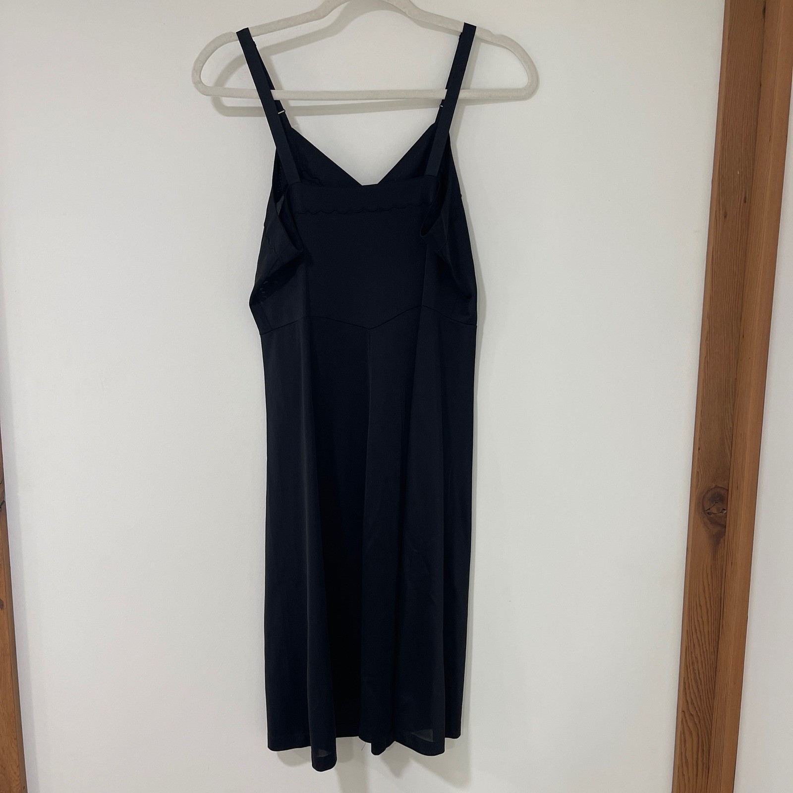 Kayser Vintage Full Slip Lingerie Womens 38 Black Scalloped V-Neck | Retro Core