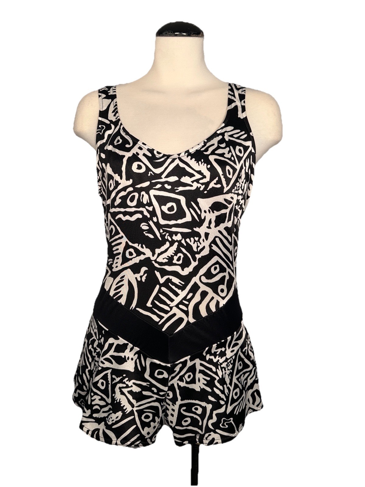 VTG 80s Black White Graphic Swimsuit Boyleg Playsuit Pacific Beach Club 14/M
