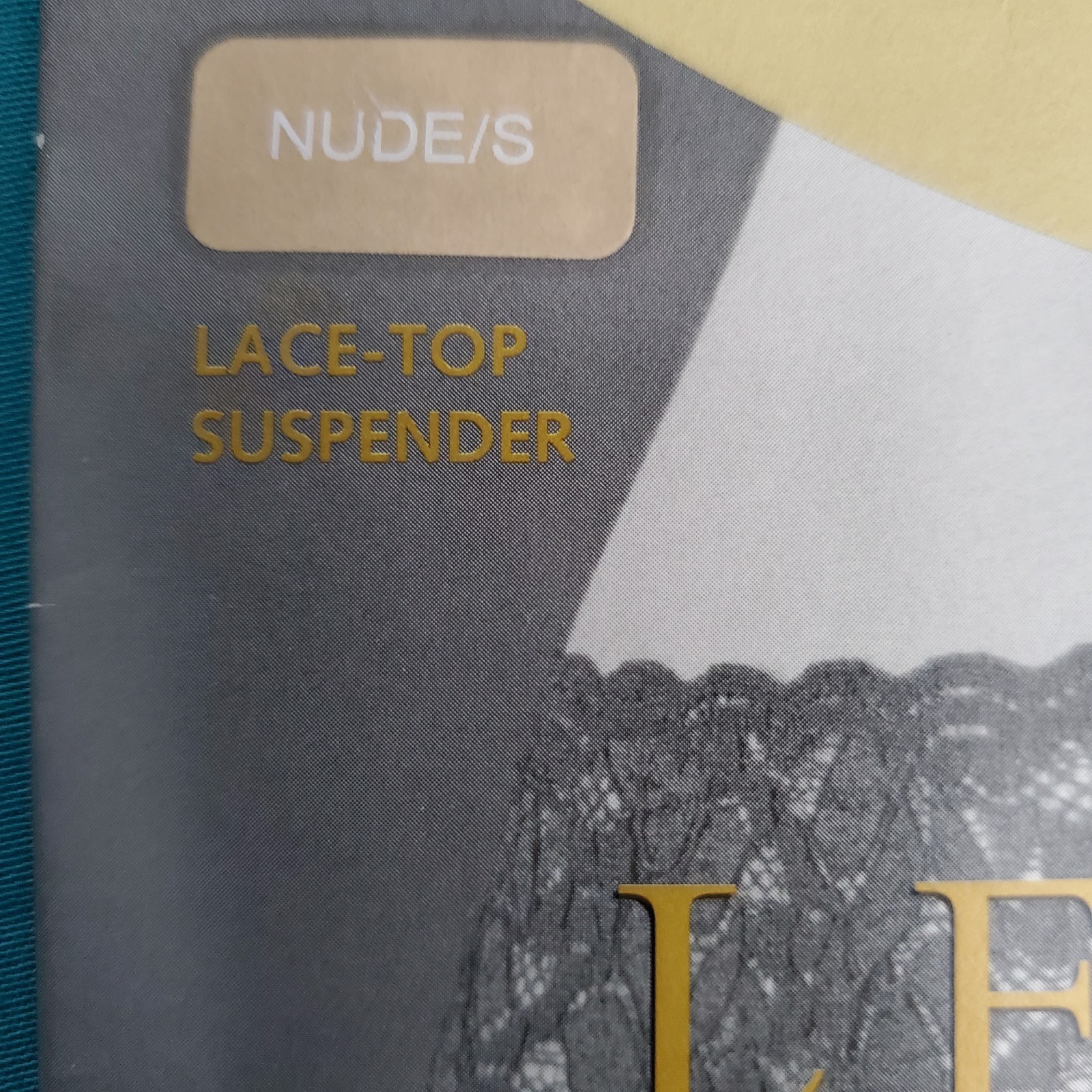 Frederick’s of Hollywood Leg Ware Lace-Top Suspender Stockings Nudes Small Nos