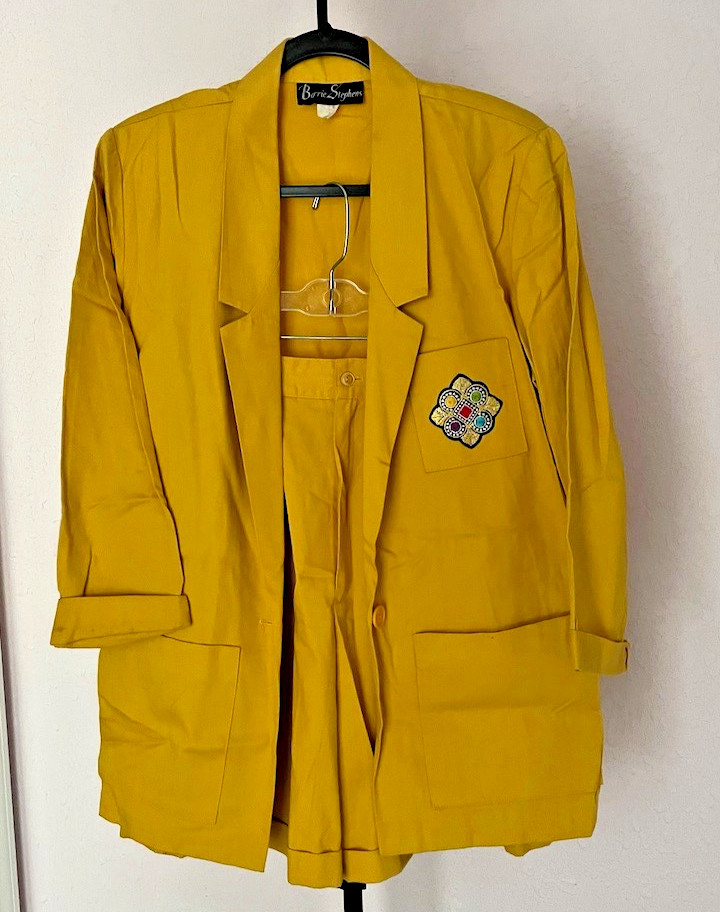 Vintage 1980s BARRIE STEPHENS 2 PIECE Yellow Blazer and Long Shorts Set Rare USA