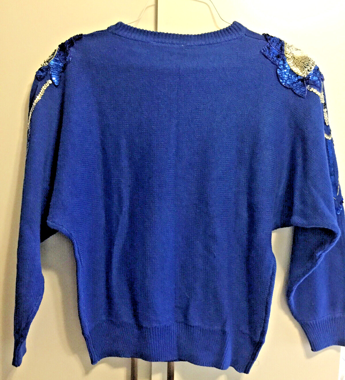 VTG IN CHARGE ROYAL BLUE SEQUIN BEAD SHOULDER TRIM COTTON+ SWEATER sz S 1980s