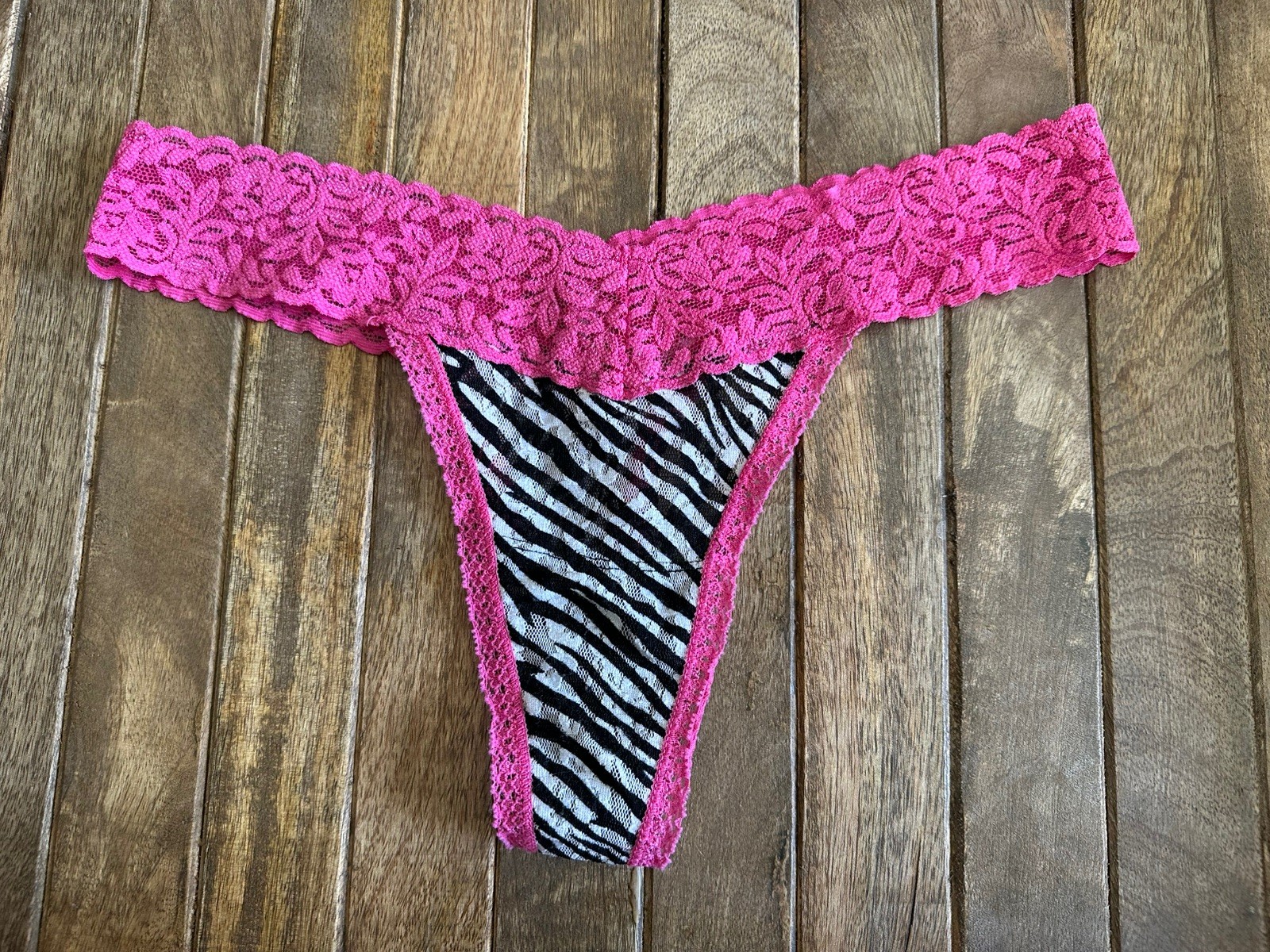 Vtg M Black & White W Pink Lace Trim Coquette Thong String Bikini Panties Panty