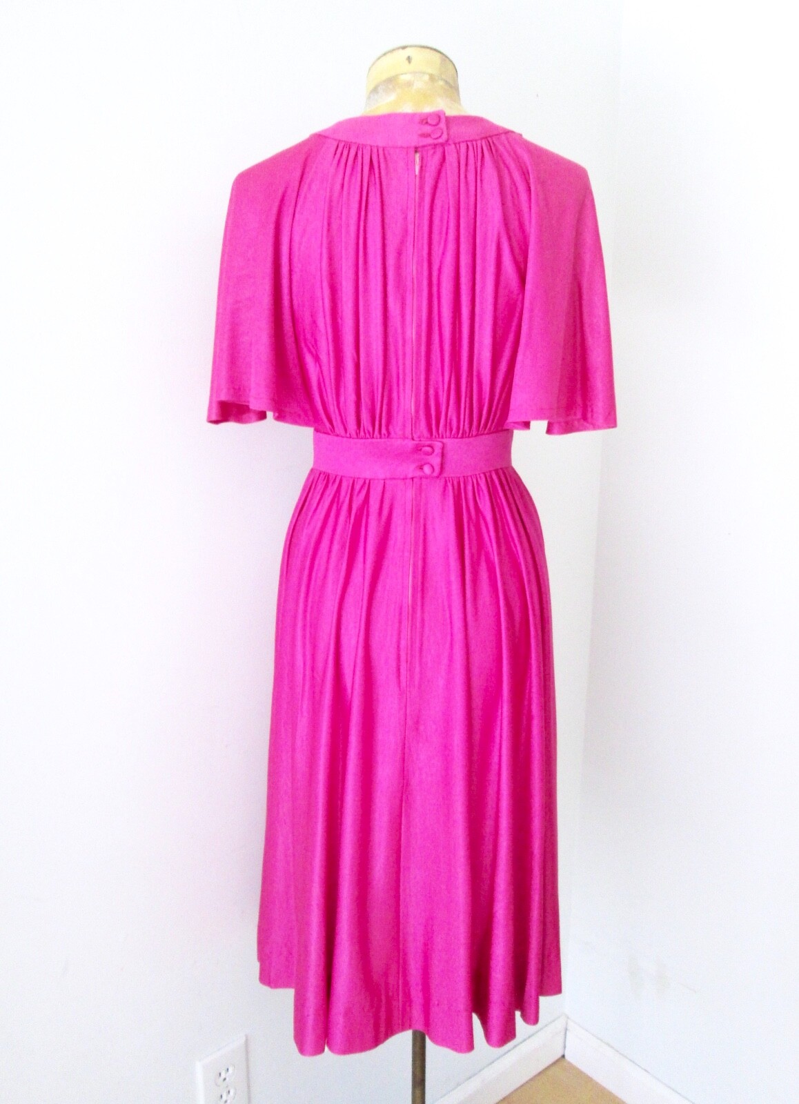 VGC Vtg 70s Hot Fuchsia Pink Silky Satin Knit Disco Dancing Dress Flutter Slvs S