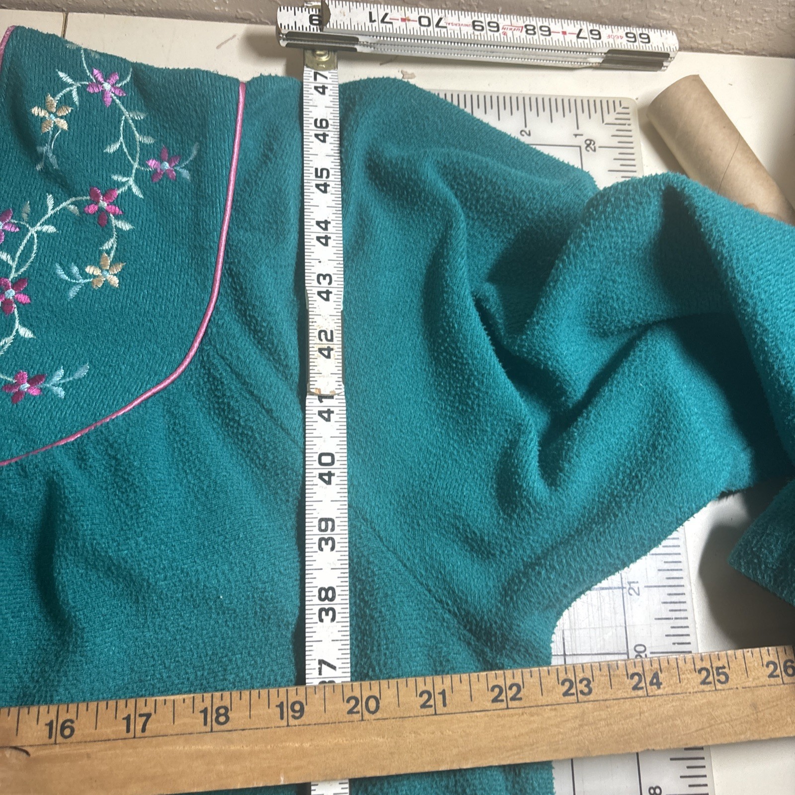 Vintage 60’s/70’s Women’s Emerald Green Fleece Long Bathrobe Grannycore Size M