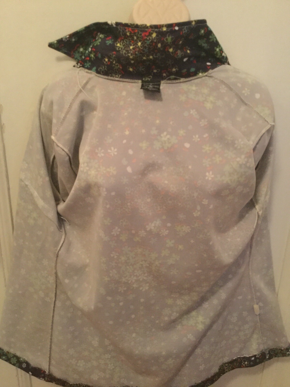1970s Purple red Green Floral Dolly Bird Lolita Go Go Mod Blouse M