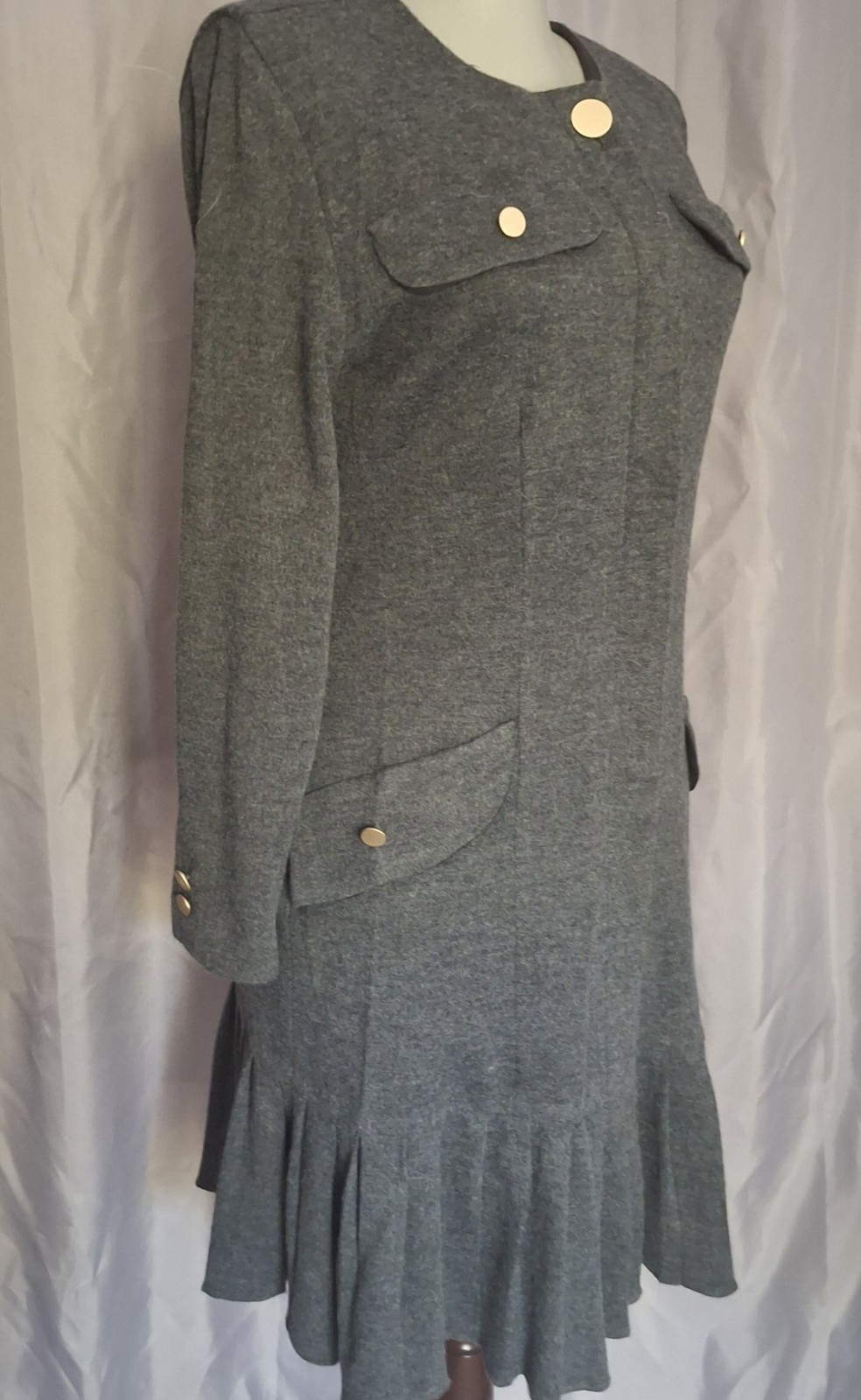 Vtg 70s Kwai Business Chic dress gold buttons grey drop waist Sz 6P minimalist