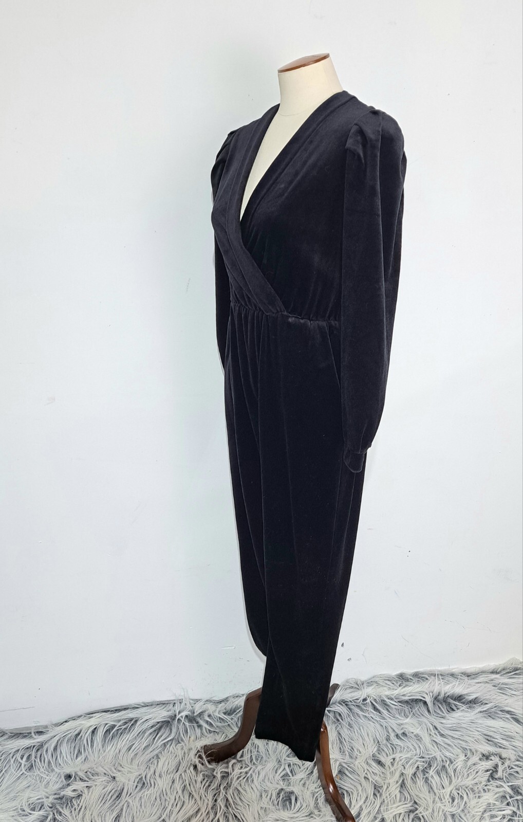 Vintage 1990s TJuniors Black Velvet Velour Jumpsuit XS/S V-Neck