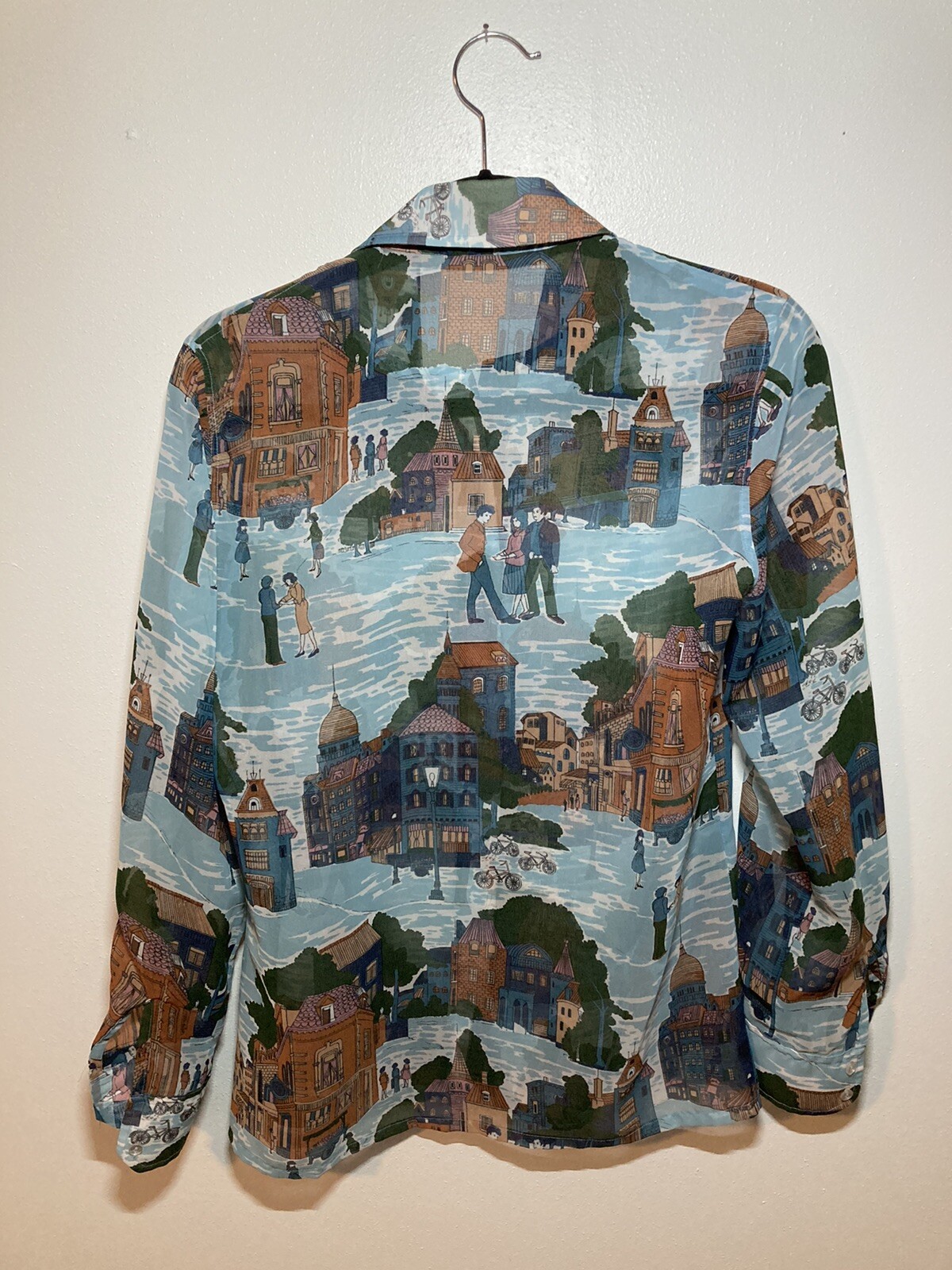 Vintage Loubella Blouse, Size 12/13 (Med/Large), Polyester Shirt. Street Scene.