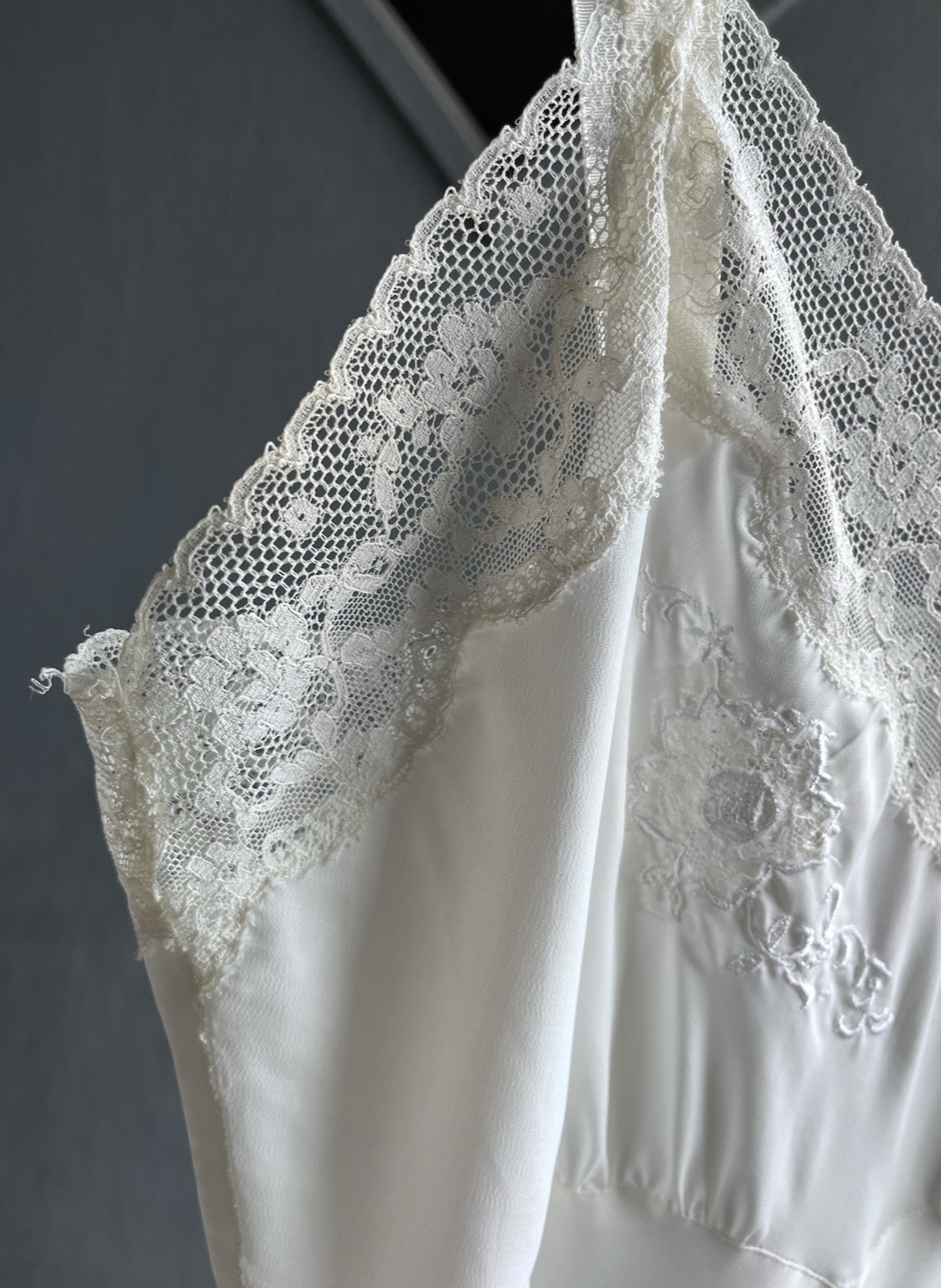 Vintage Slip Dress Gown Lace Floral Embroidery Cream Classic 60s Glamour Size 36