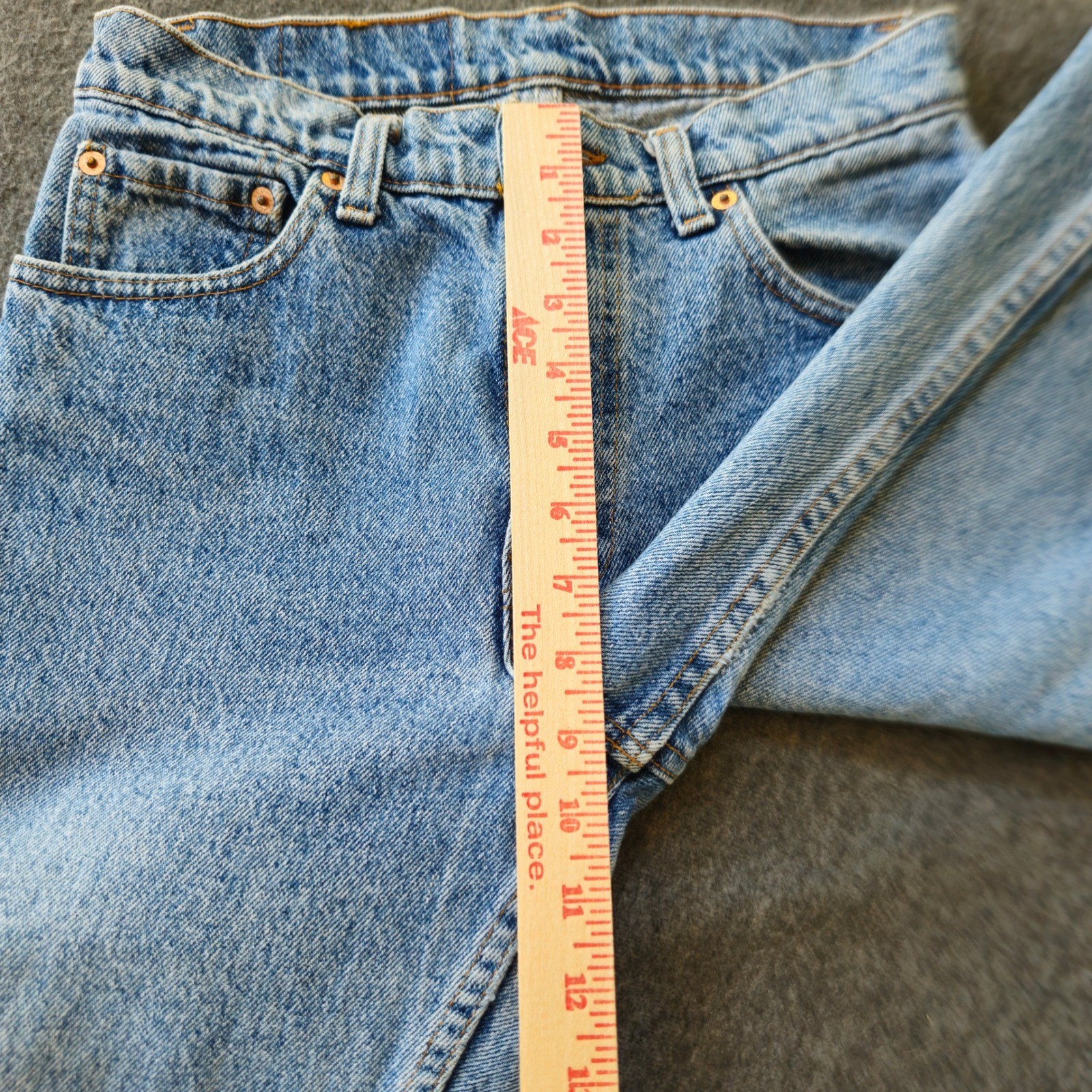 Vintage Levi’s 550 Jeans Oct 1998 Black Batwing Fade 28×30 Lt Wash Made in USA