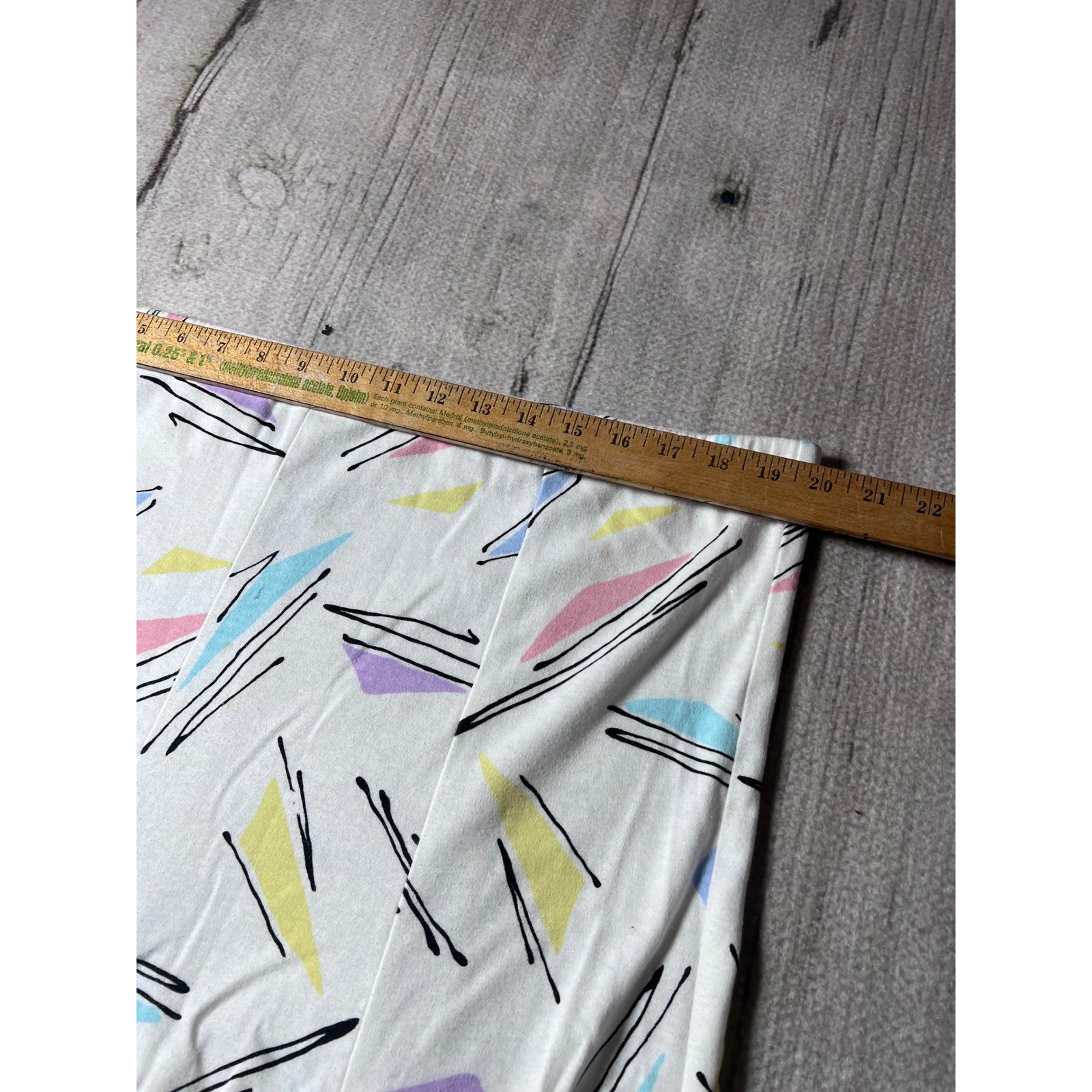 Donkenny Skirt Women Small White Geometric Abstract Print 80s Vintage