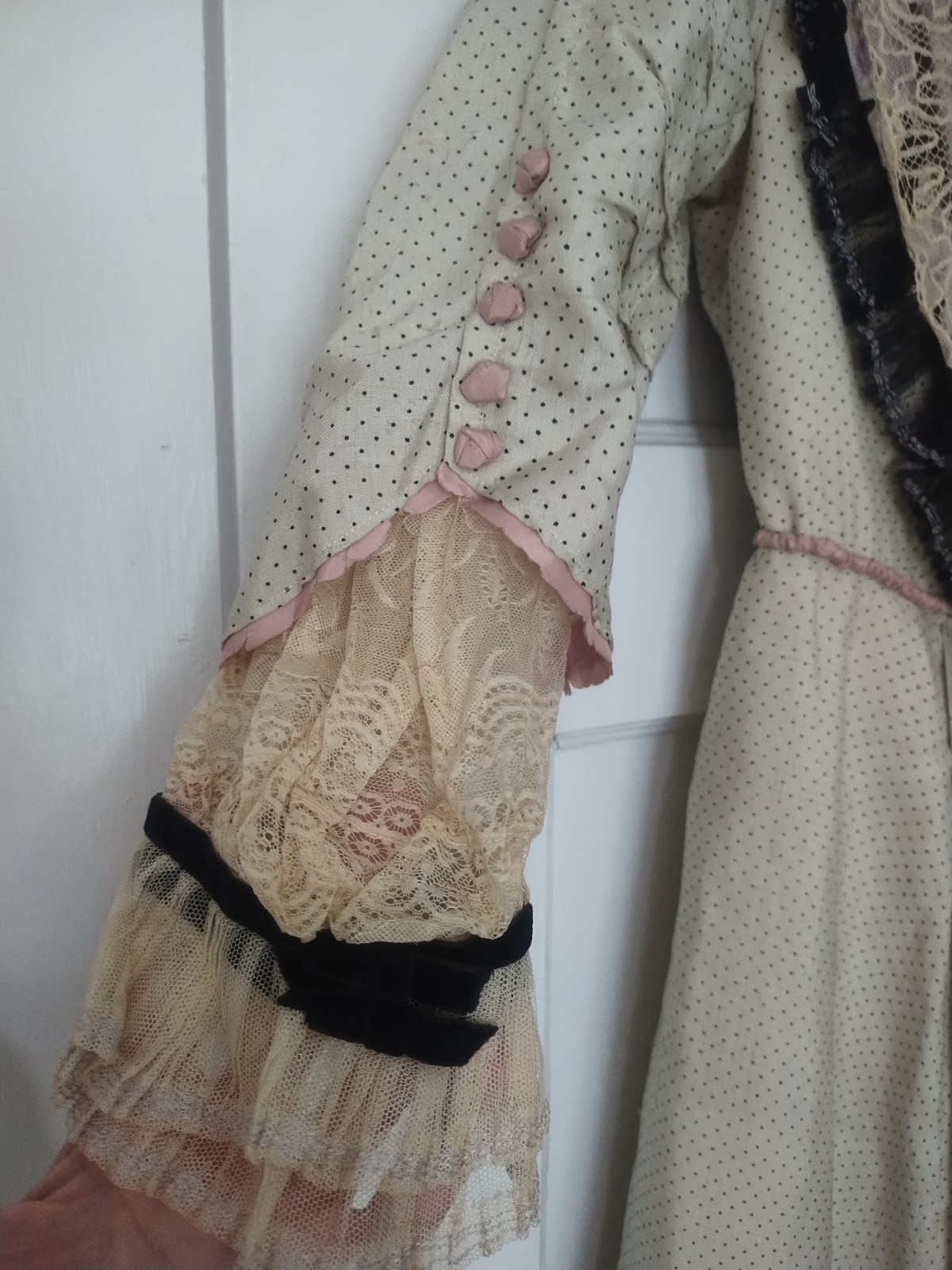 Edwardian, Art Nouveau Titanic Era 1910s Silk And Bobbin Tatted Lace Xsmall