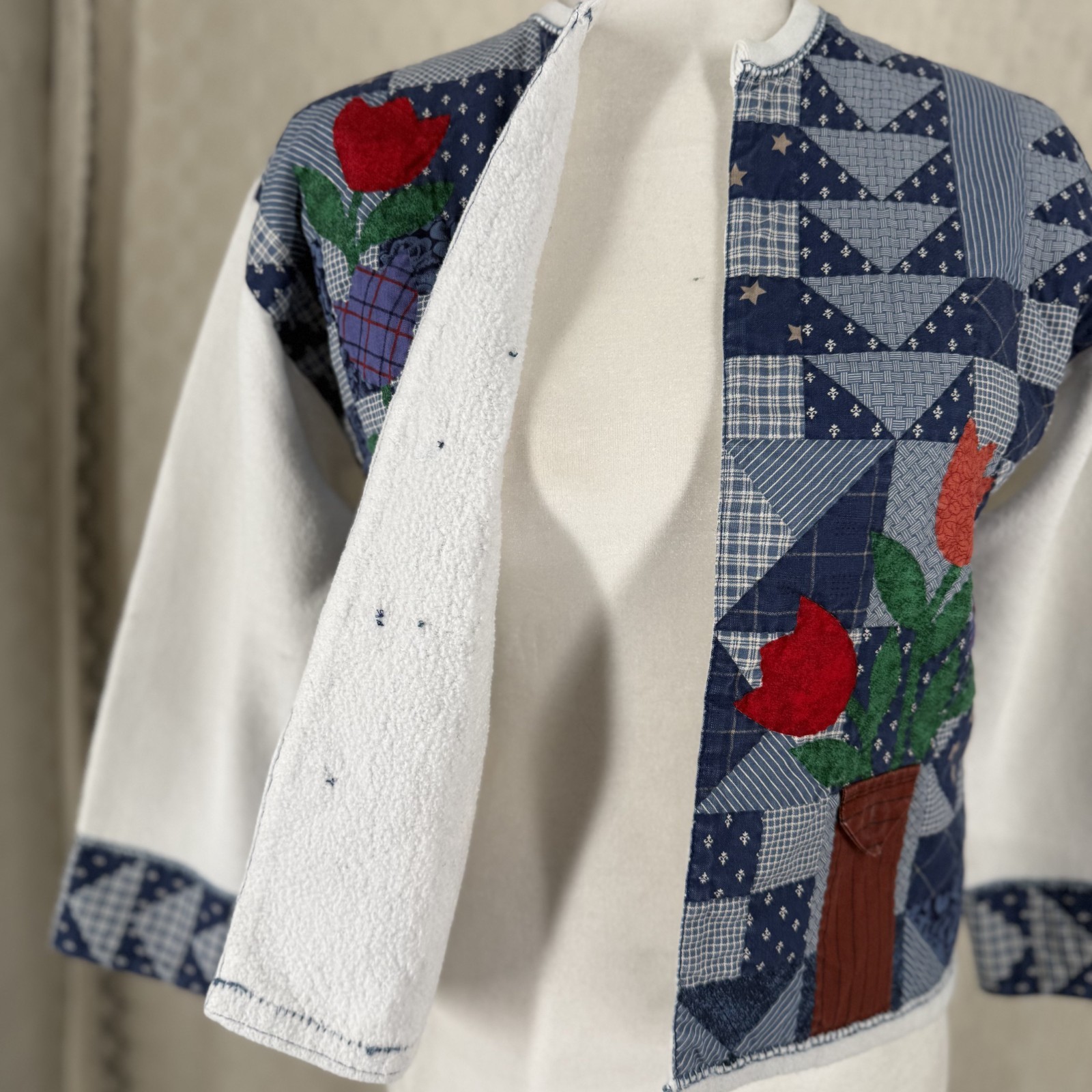 VTG Handmade Quilt Patchwork Sweater Jacket Cottagecore Teacher Folk Flowers SM