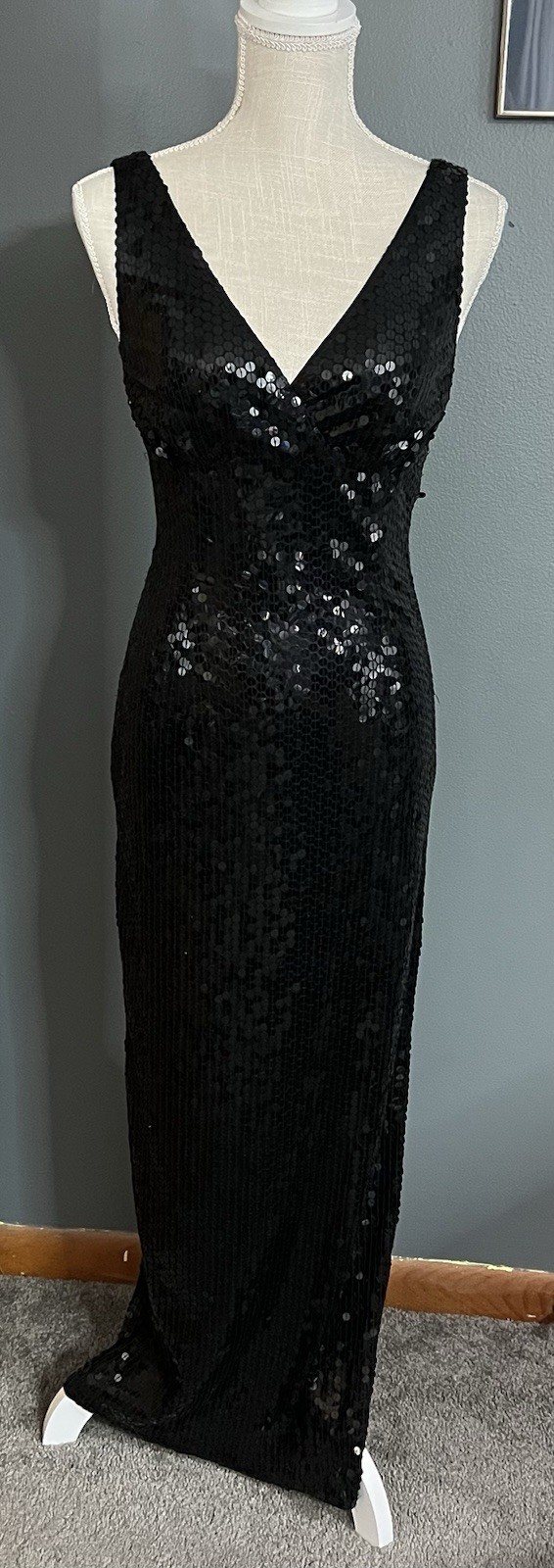 PAPELL BOUTIQUE Evening Black Sequined Dress Gown Women’s Sz 2 *NEW WITH TAGS*