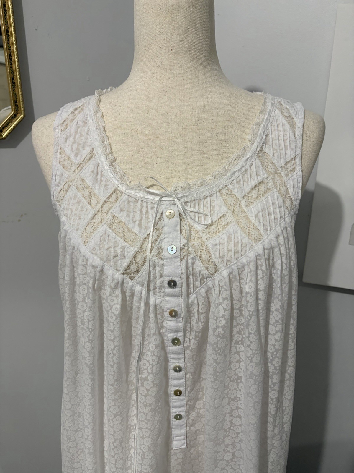 Vintage Eileen West Cotton Blend Nightgown