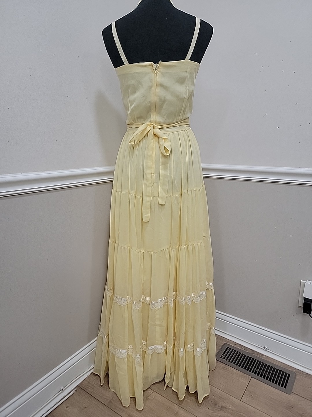 VTG 70s Gunne Sax Yellow Prairie Sundress Cottage Country Maxi