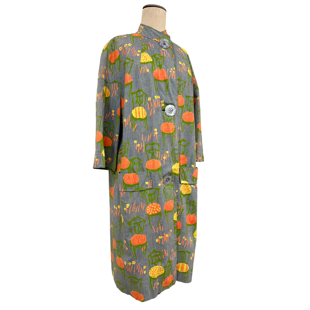 Vintage 1960s MacKenna Clothes Novelty Chair Print Quarter Sleeve Coat