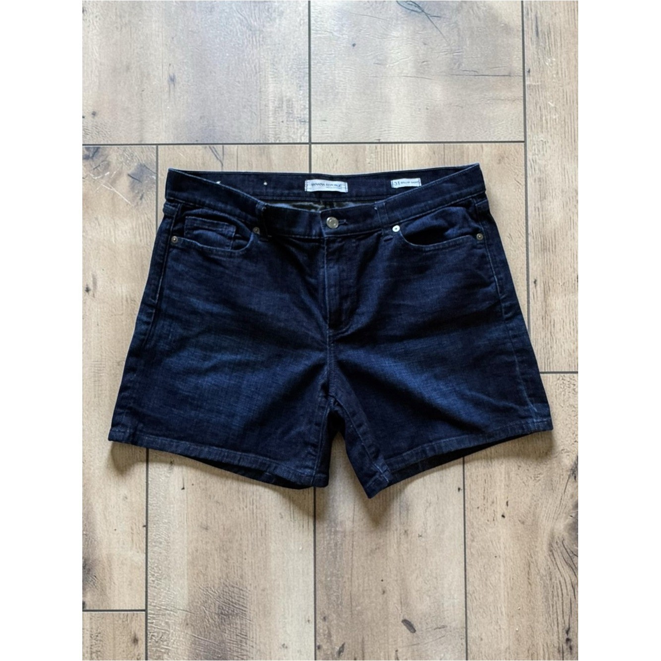 Banana Republic Premium Denim Roll Up Shorts Dark Wash Size 31 Coastal Grandma