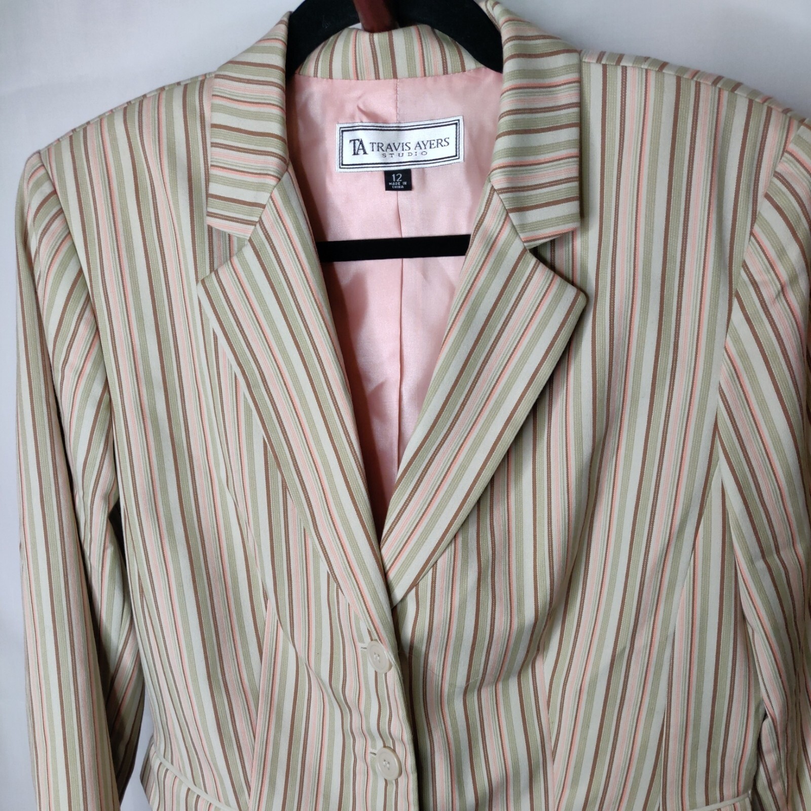 Travis Ayers Vintage women’s 12 blazer & skirt set NWT (see below) $200 RET.